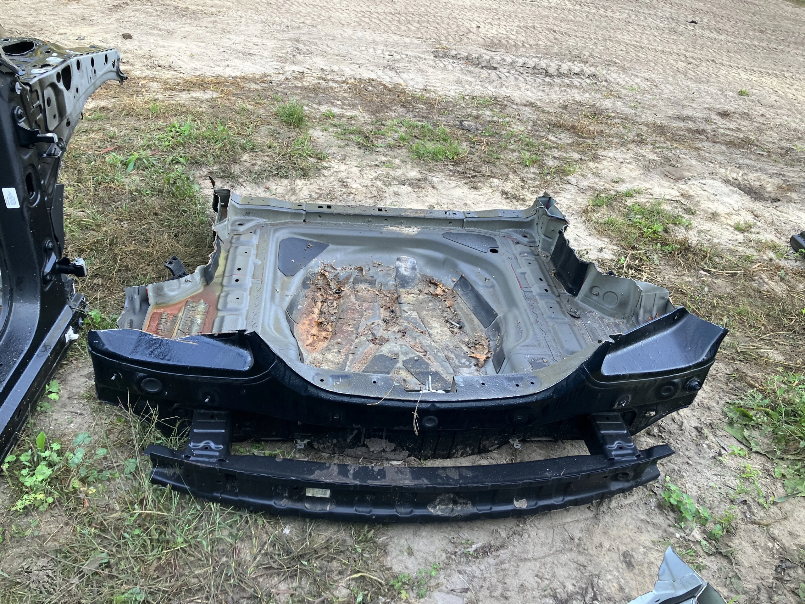 ПЕРЕДНЯ ПАНЕЛЬ ЗАДНІЙ ВАННА MERCEDES КЛА W117 КУПЕ