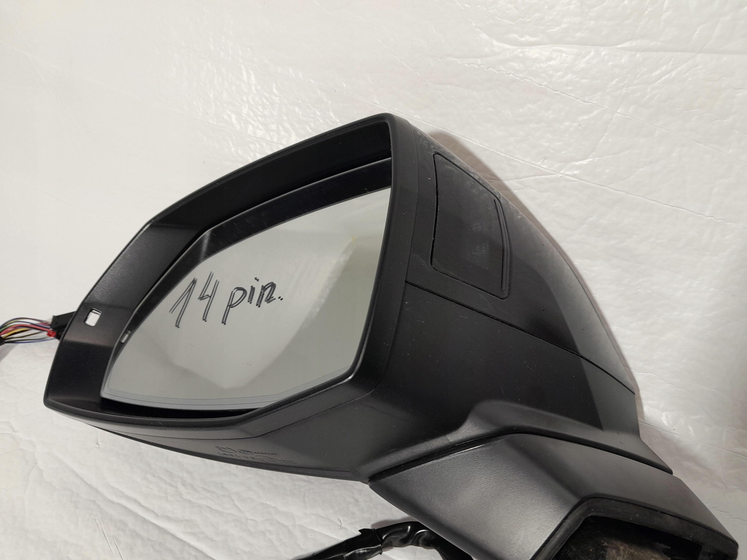 AUDI Q5 II 80A mirror left 14PIN LY9T