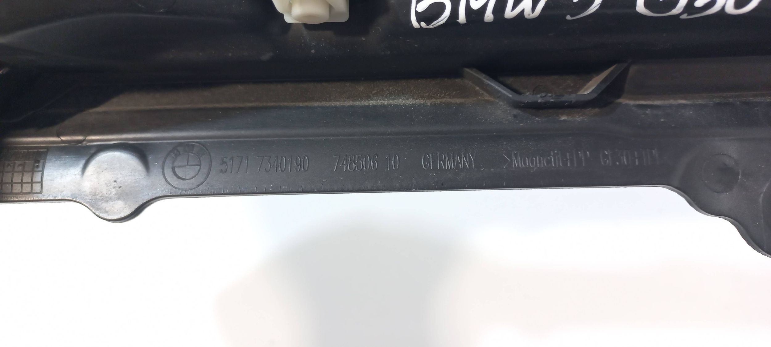 BMW 5 G30 G31 torpedo lower 51717340190 (BG16)