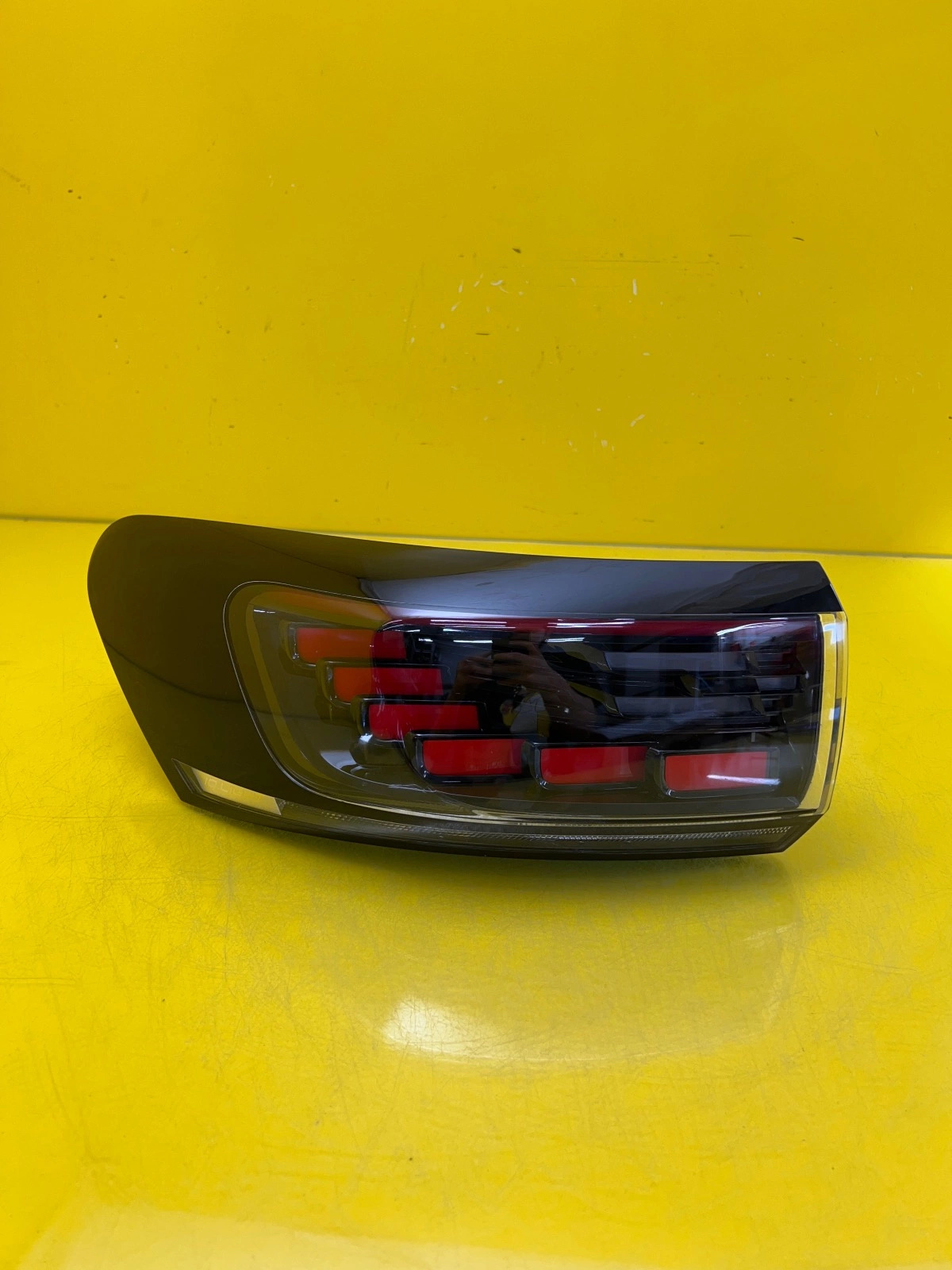 light left rear part rear VW ID4 IQ Light 2021- 11A945207A