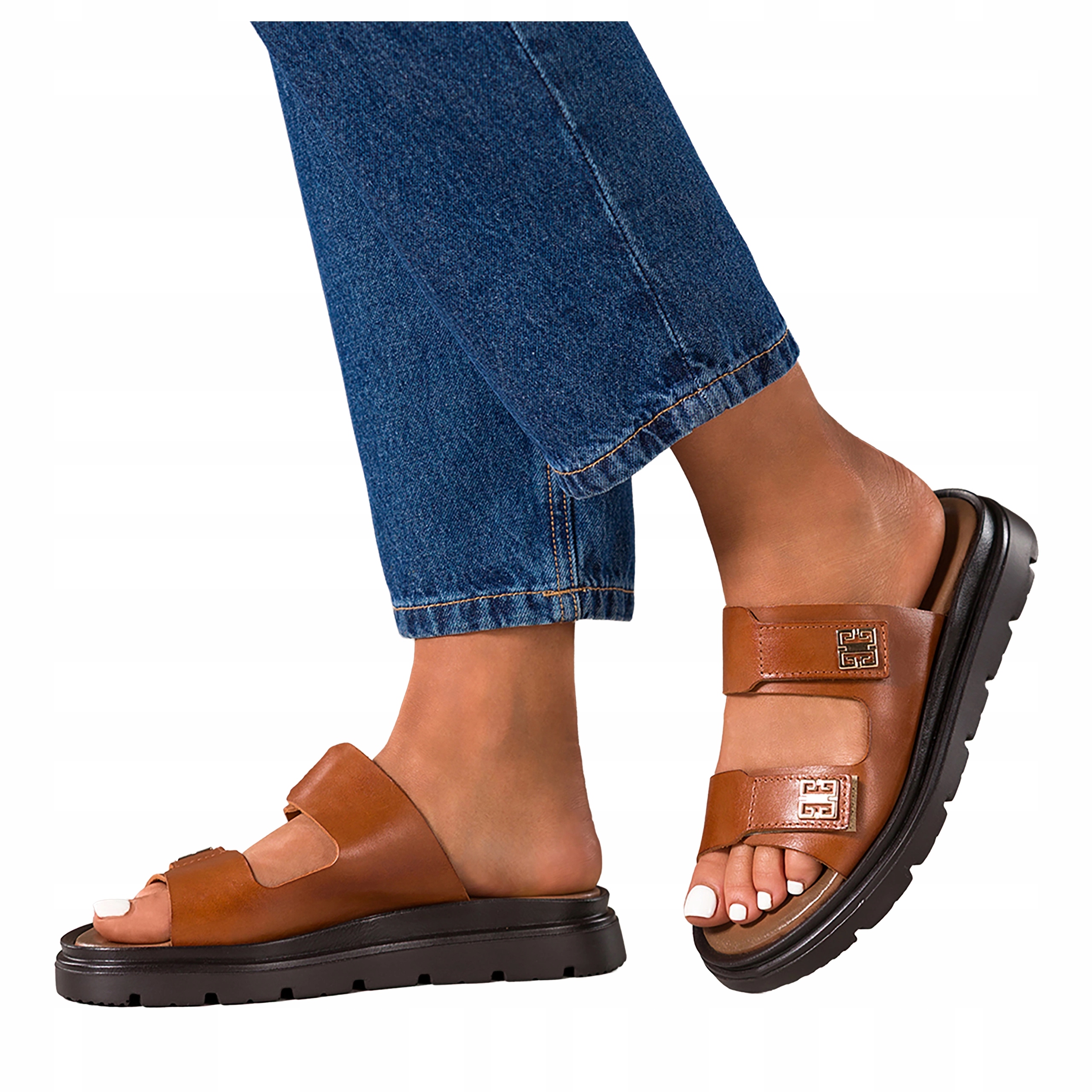 Nazouváky Hnědé Dámské Kožené Na Platformě Pásky Na Suchý Zip S Ozdobou vel. 38