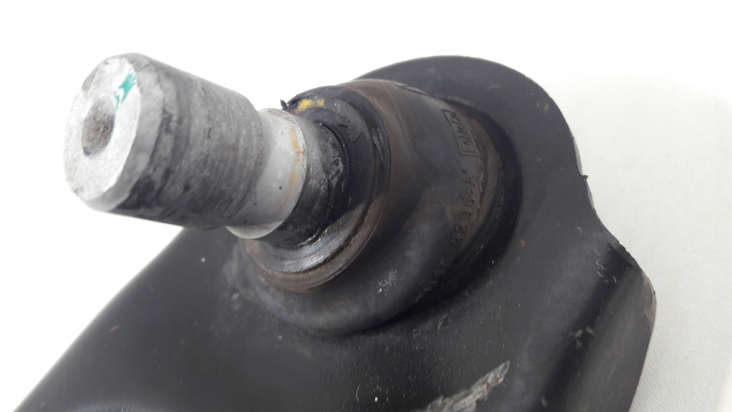 FORD ECOSPORT arm left front GN15-3051-BA