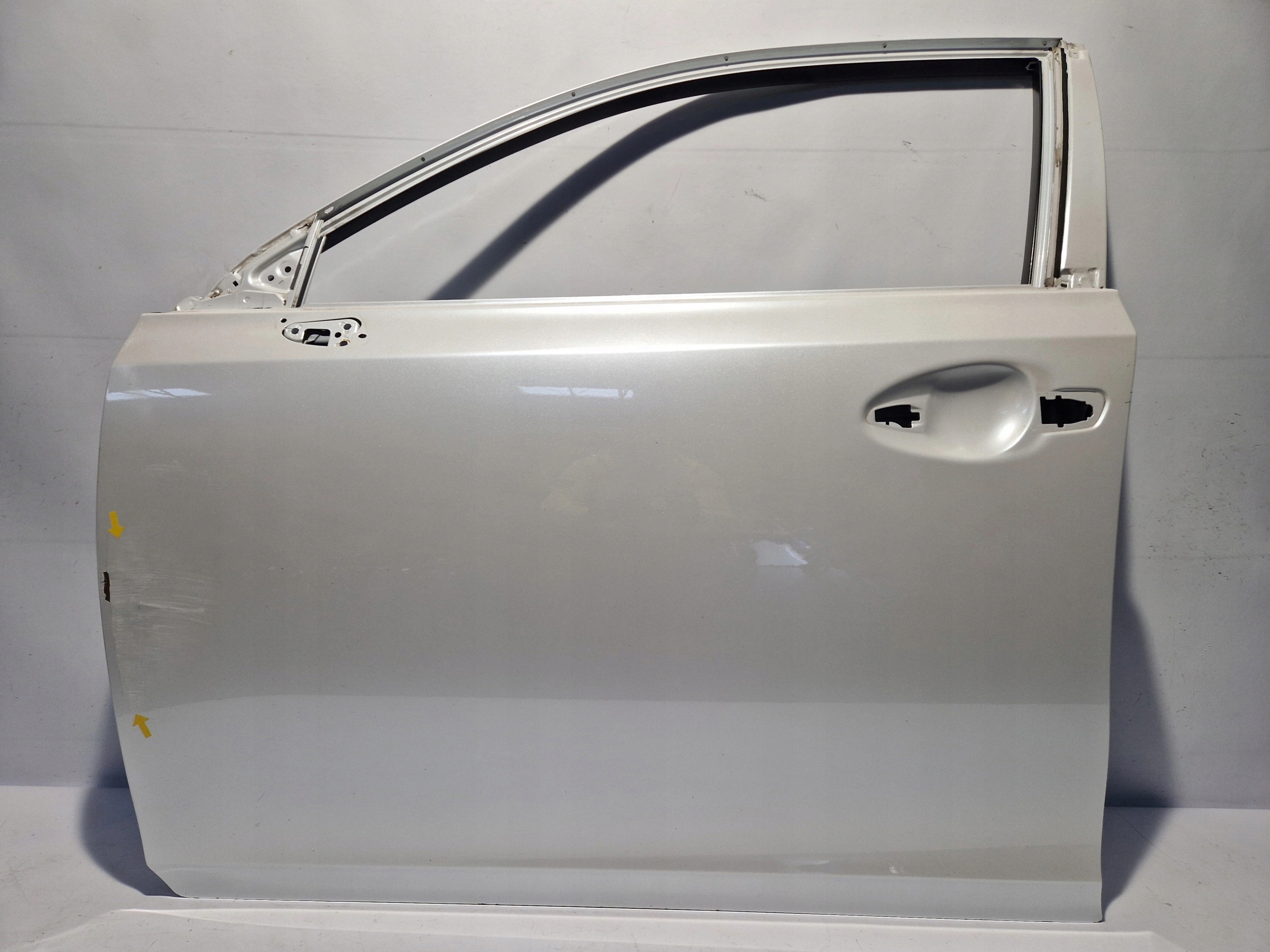 door left front LEXUS CT CT200H 10- original