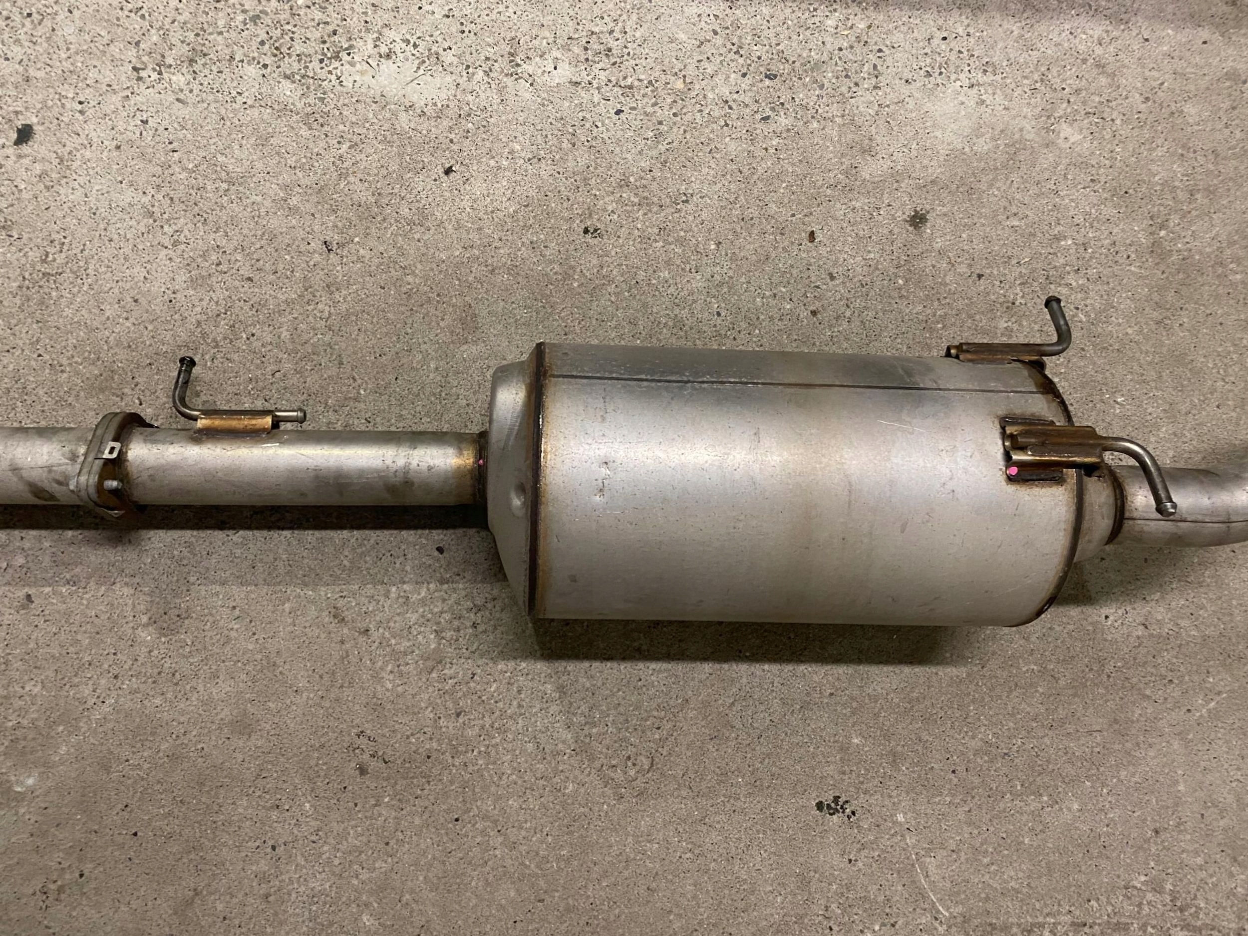 exhaust pipe pipe tlumik central Ram 1500 2019+ USA