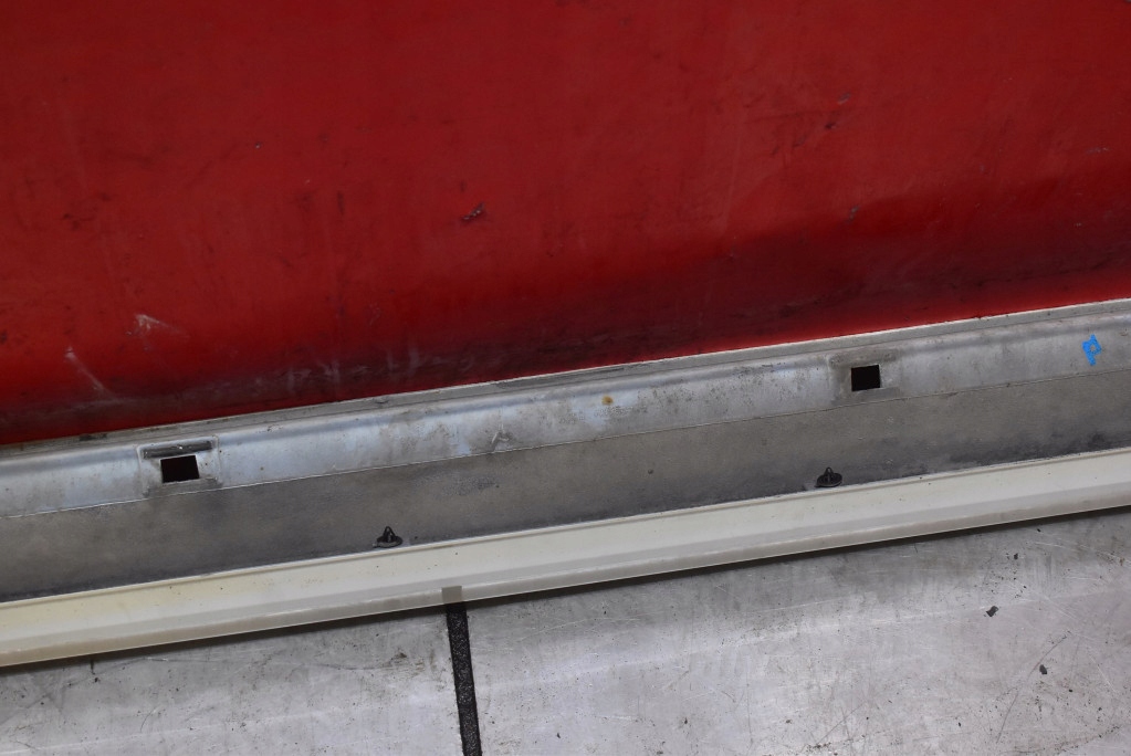 cap threshold right 37J SUBARU LEGACY 5 V KOMBI 09-13