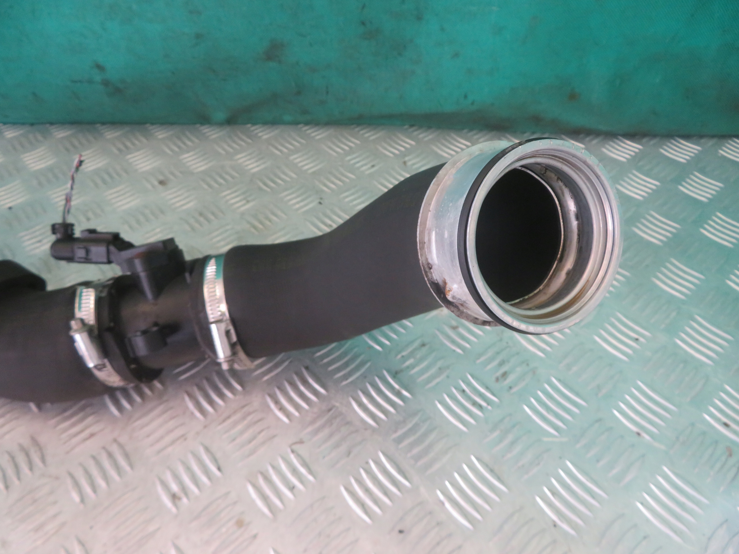 cijev prijenos interkulera VW TRANSPORTER T5 2.0 12R 7E0145958