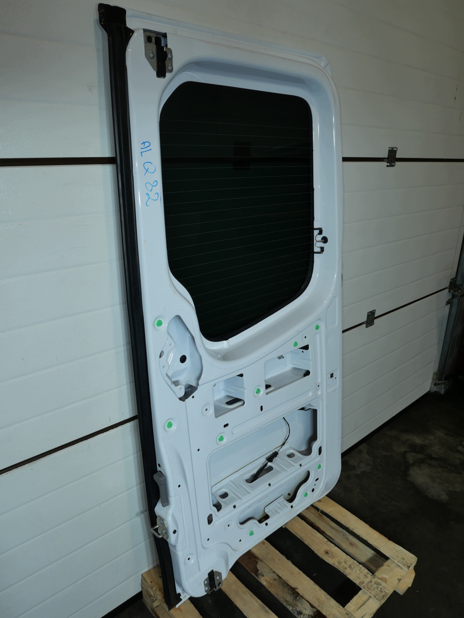 door left rear part window MERCEDES SPRINTER 906