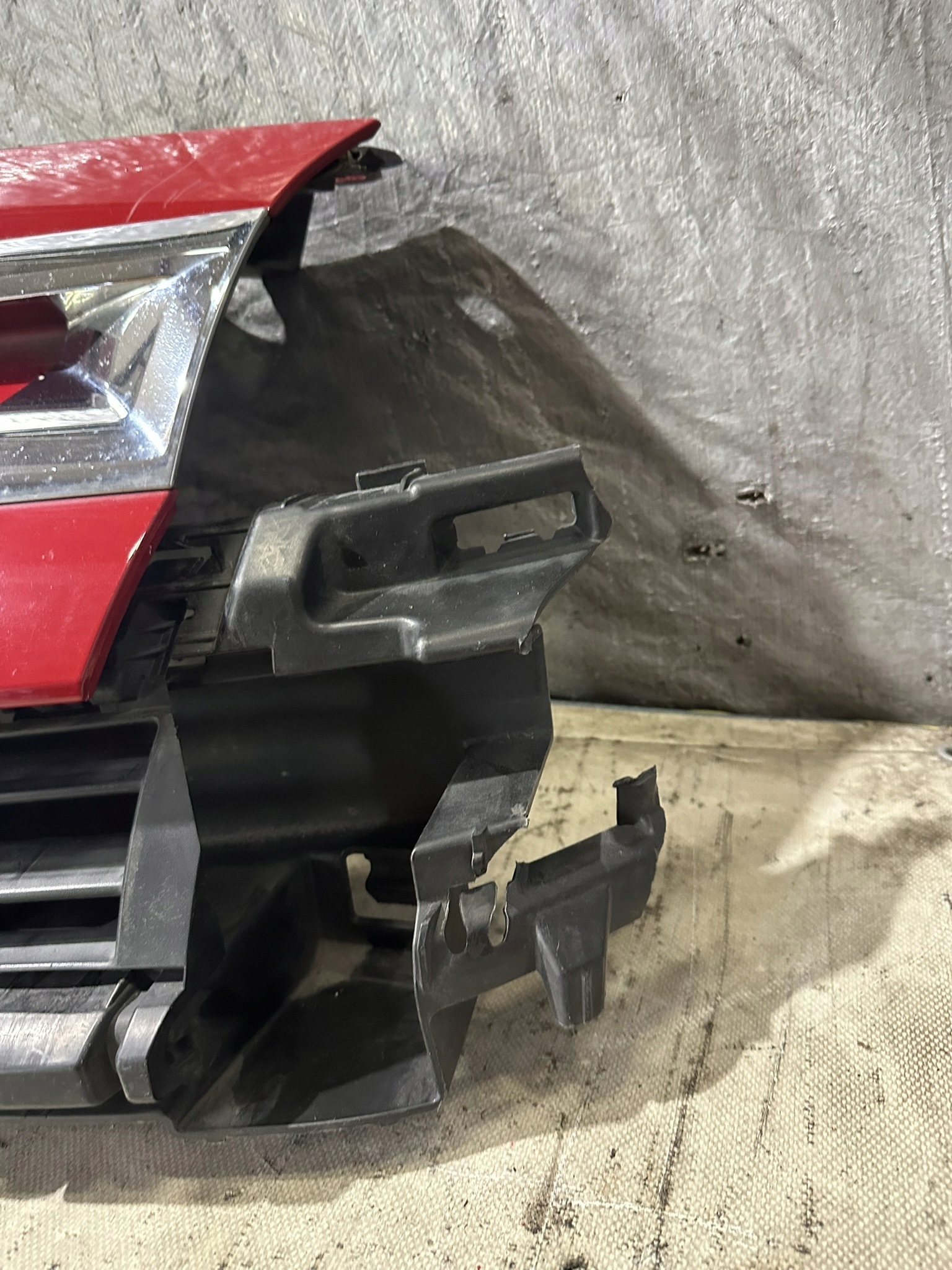 Grill Grill CITROEN BERLINGO II 2008R.