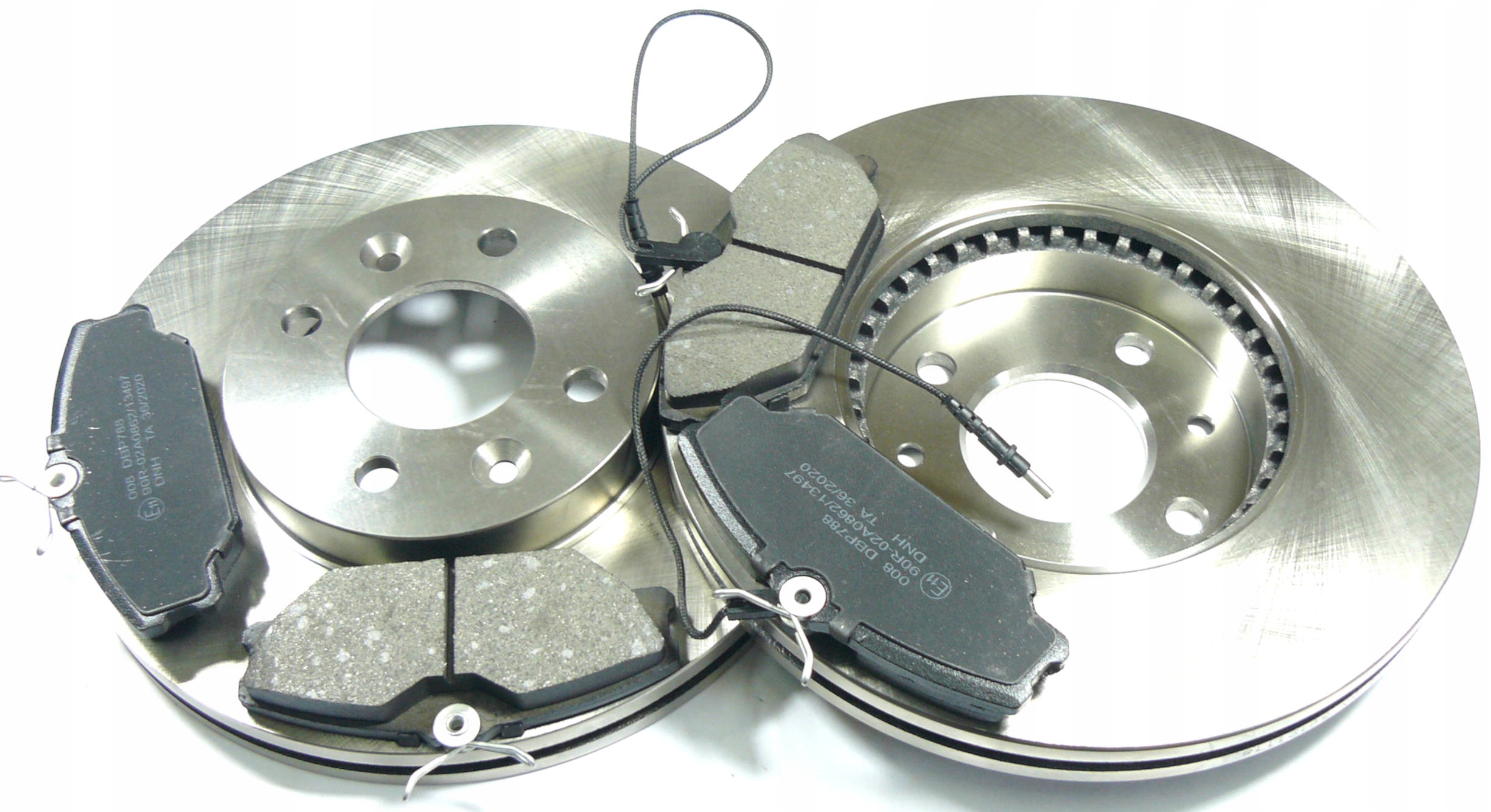 ДИСКИ И КОЛОДКИ 262 ДЛЯ RENAULT LAGUNA1 MEGANE SCENIC