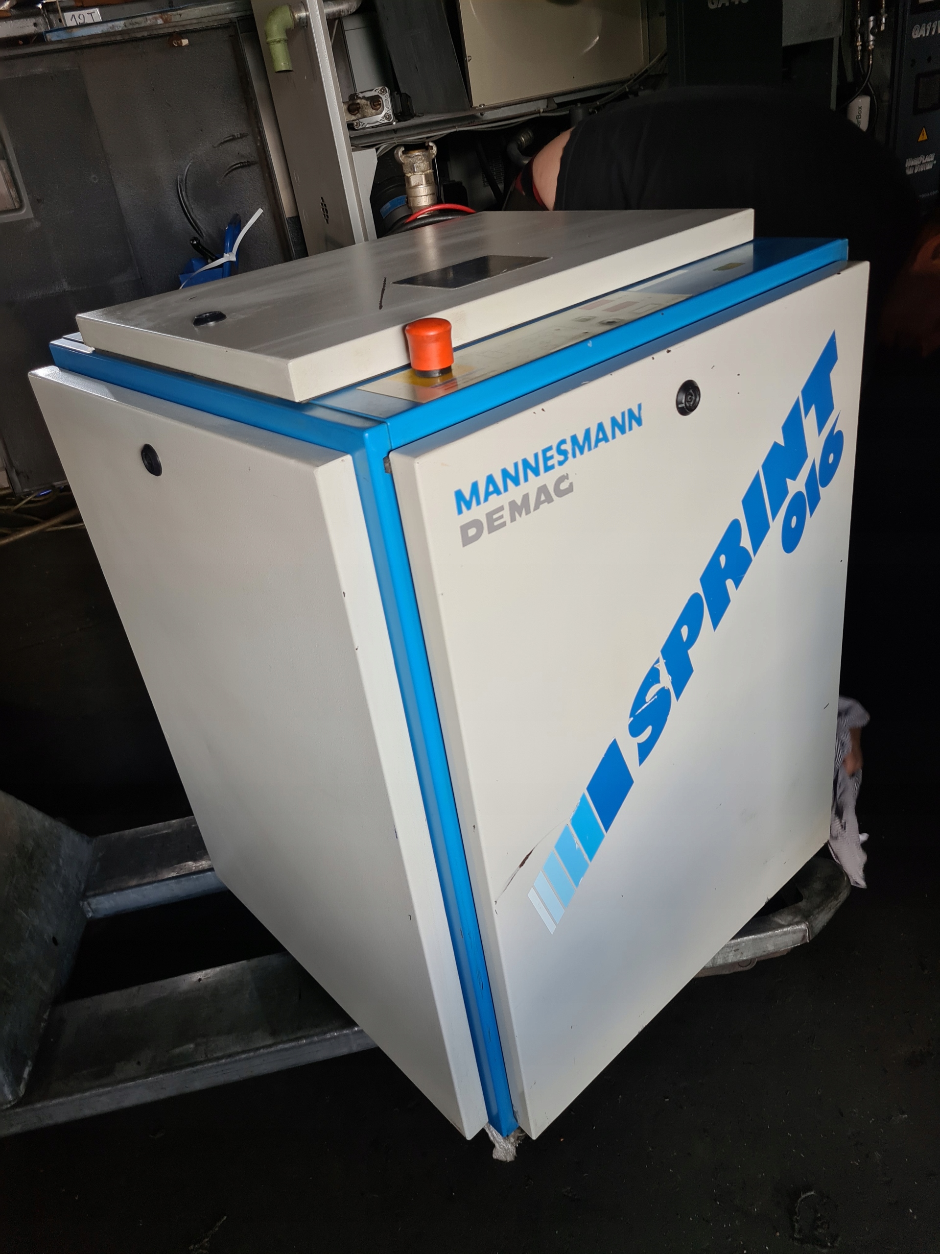 Kompresor śrubowy Demag Sprint 016, 11 kw