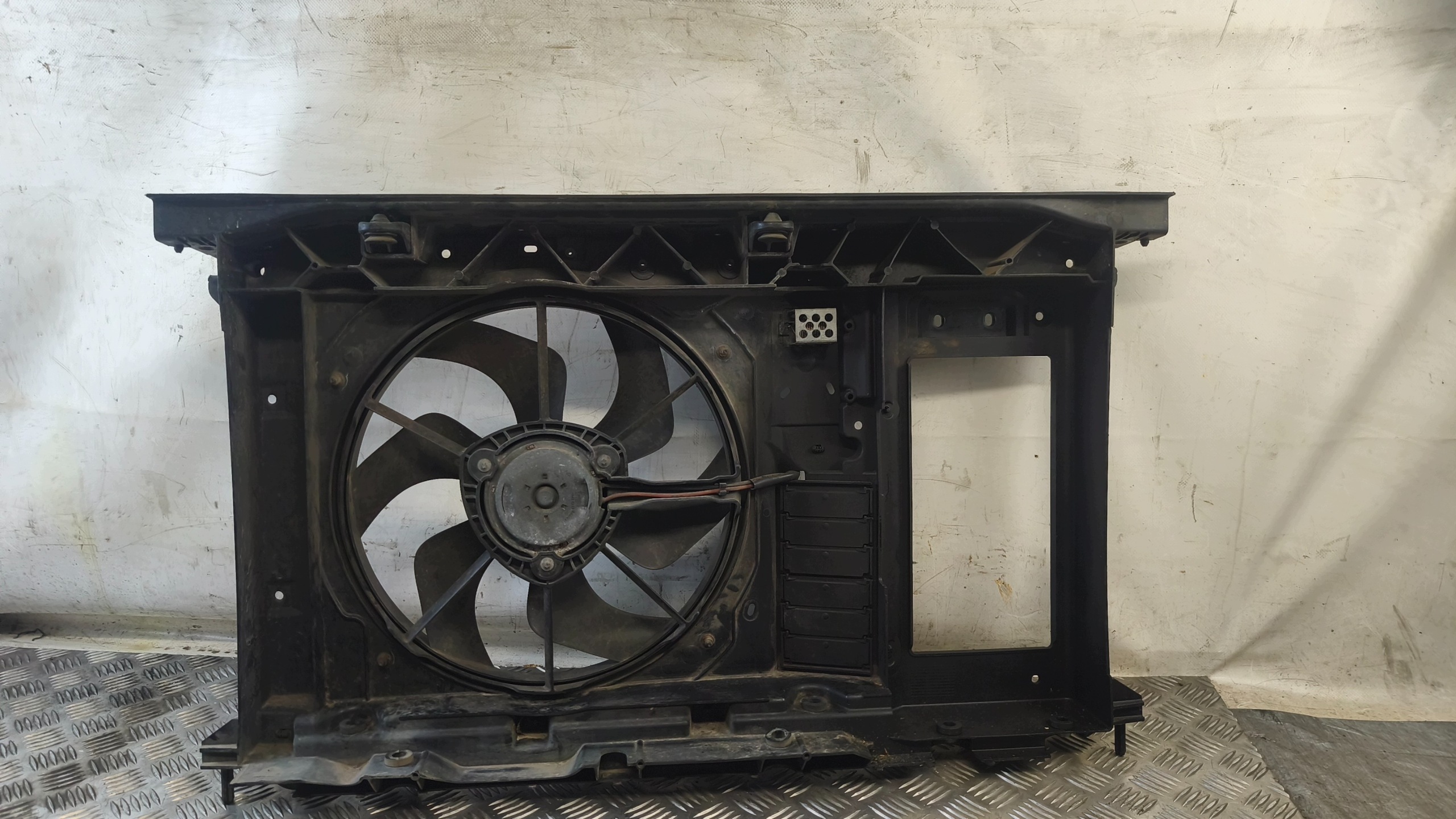 ventilátor chladiče CITROEN BERLINGO II 1.6HDi 2008r