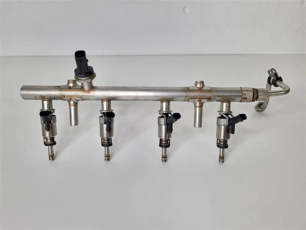 injector Audi A4 B8 facelift 2013 06K133317G