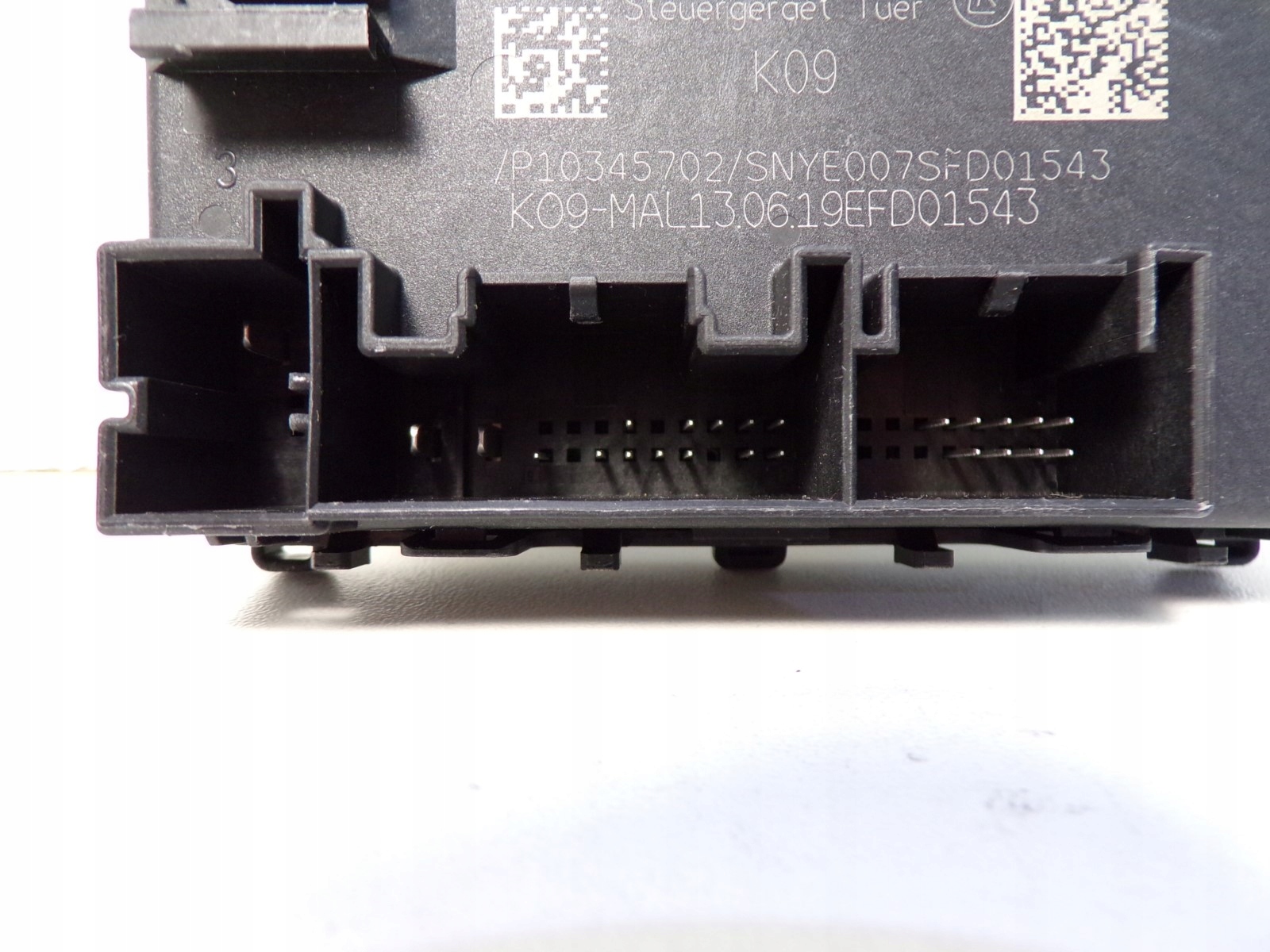 5Q0959595K STEROWNIK MODUL DRZWI TYL LEWY PASSAT Part number 5Q0959595K