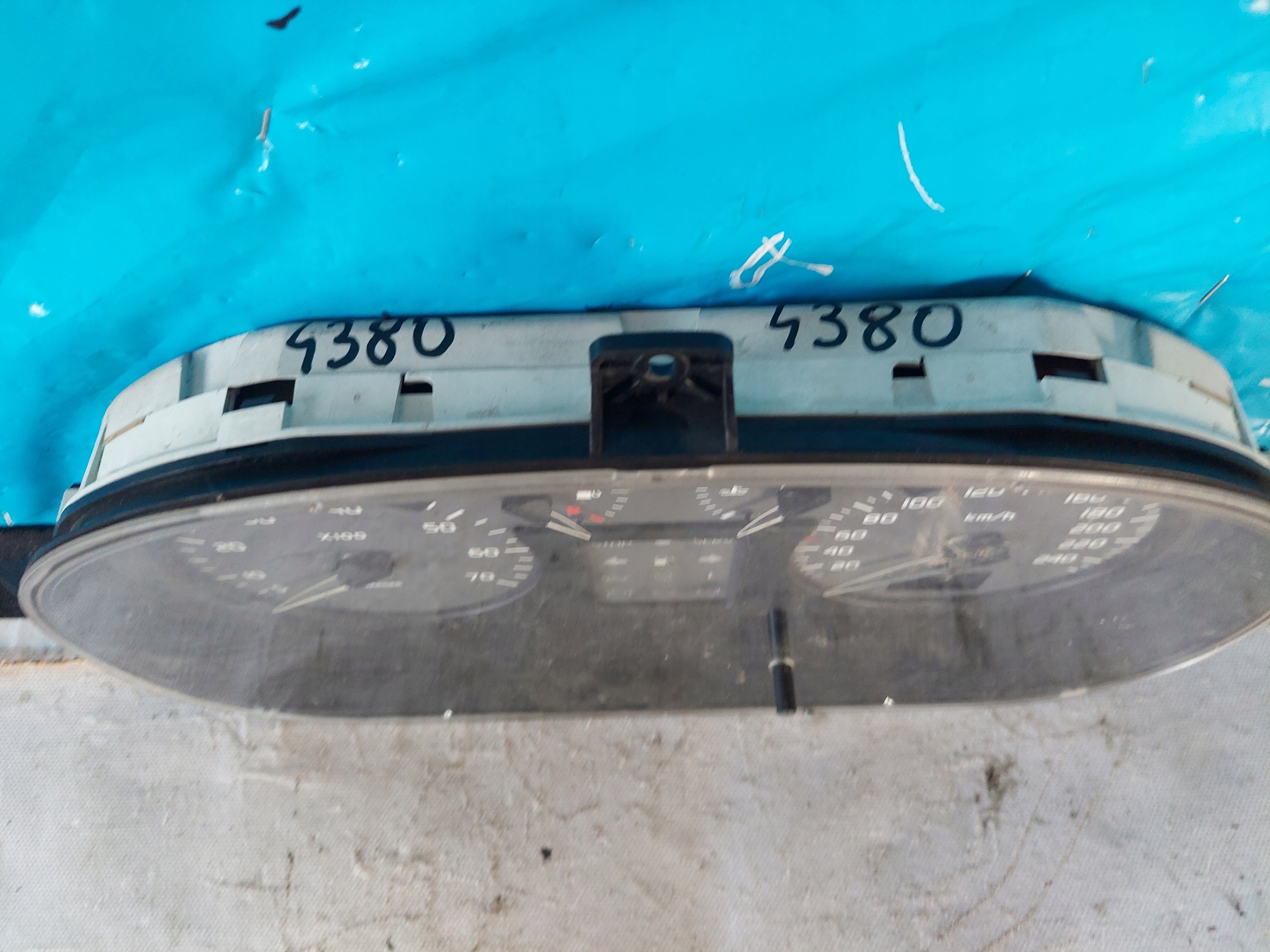 dials clock MEGANE and 1.9 DTI 7700427896