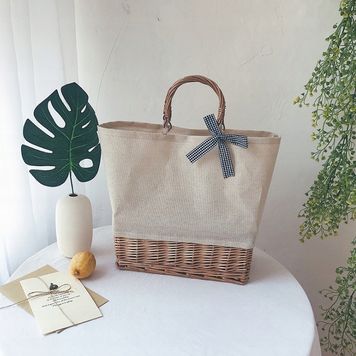 TOREBKA KOSZYK NA RAMIĘ ELEGANCKA SŁOMIANA BOHO Marka inna