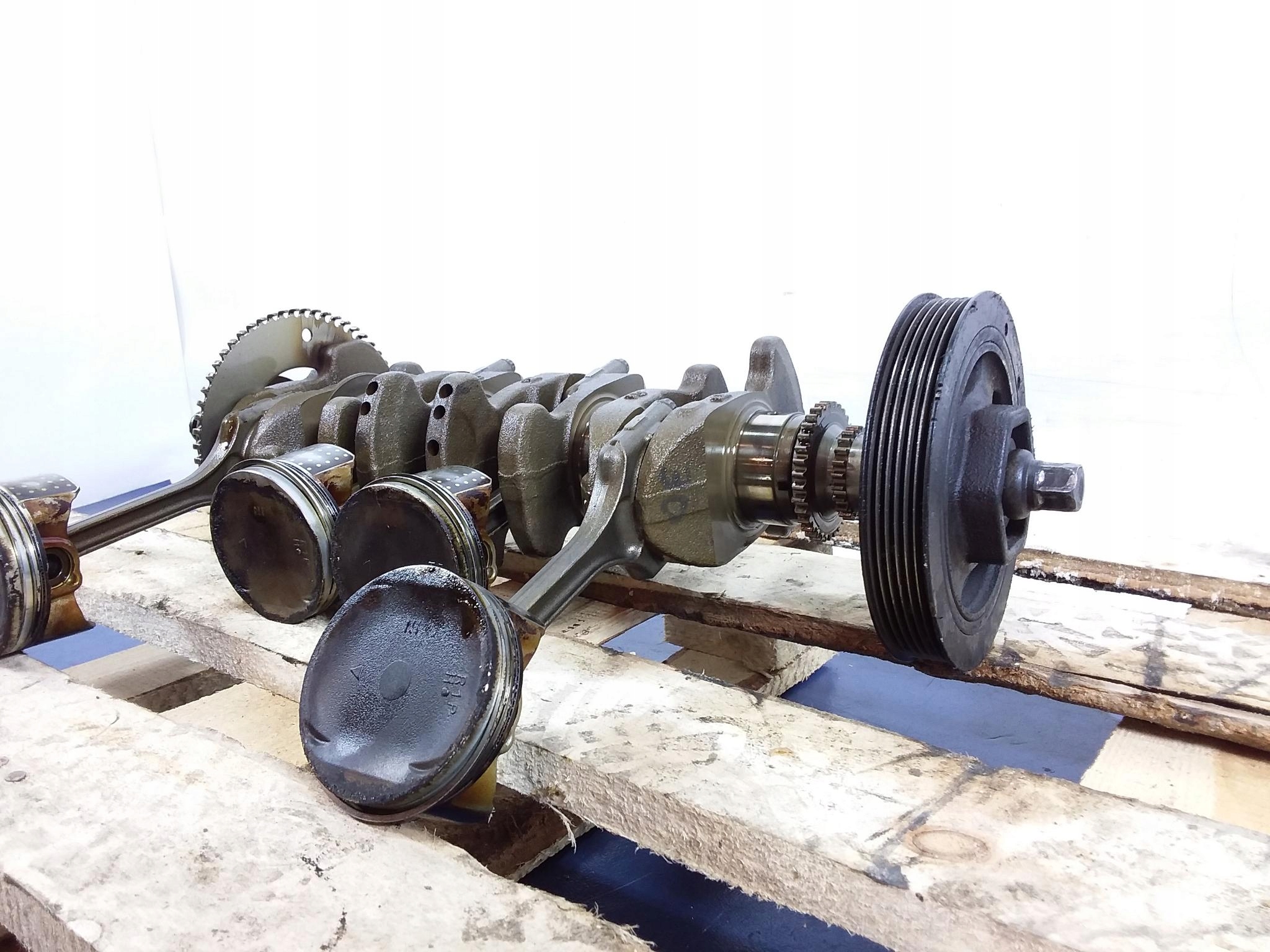 HONDA CR-V IV 2.0B WAŁ KORBOWY TŁOKI KORBA R20A9 Typ samochodu Samochody osobowe