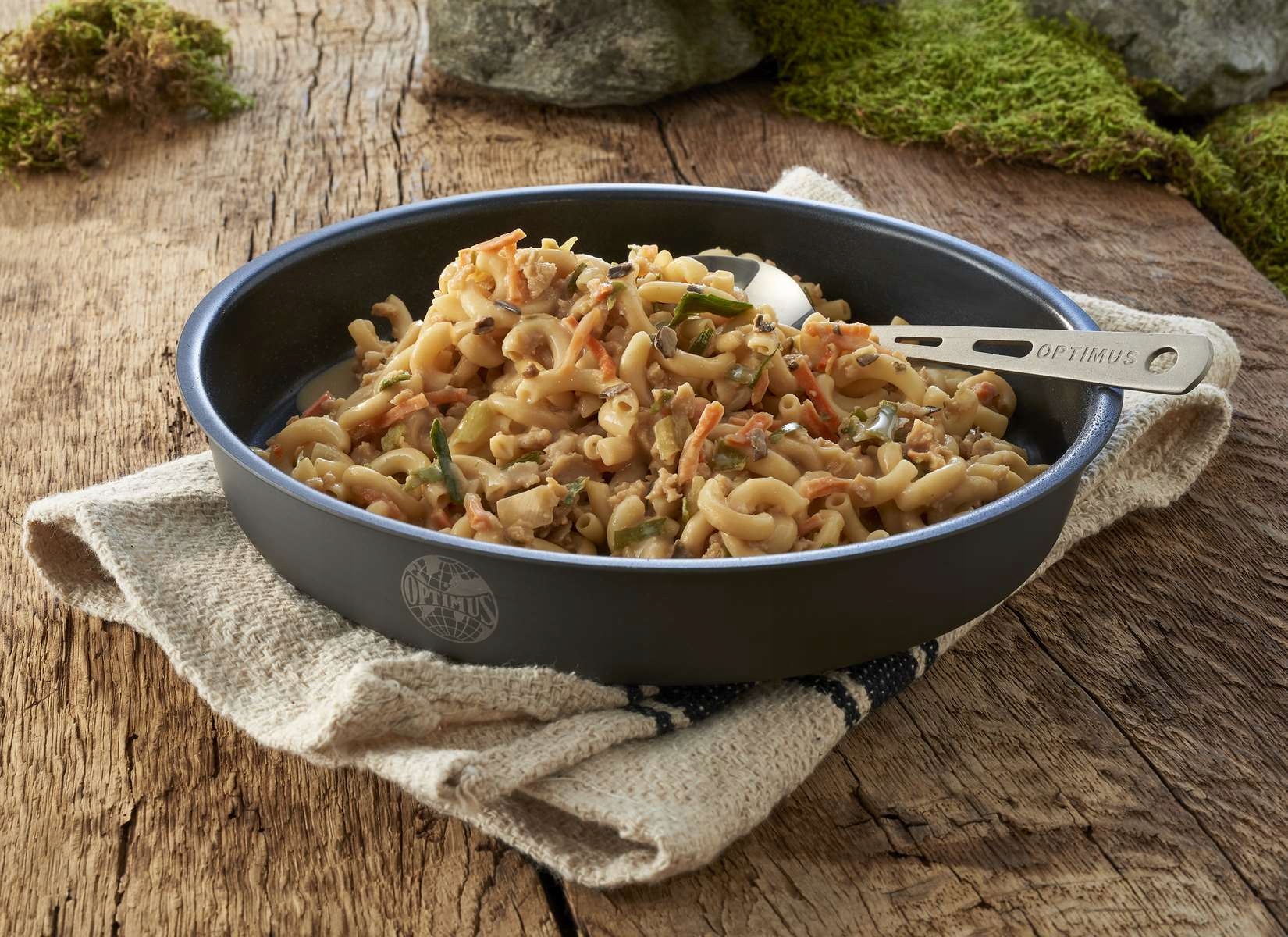 Trek'n Eat Wegetariański Ragout Sojowe Z Makaronem I Grzybami Leśnymi 160g