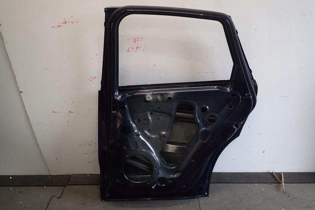 door rear part rear. right PORSCHE MACAN