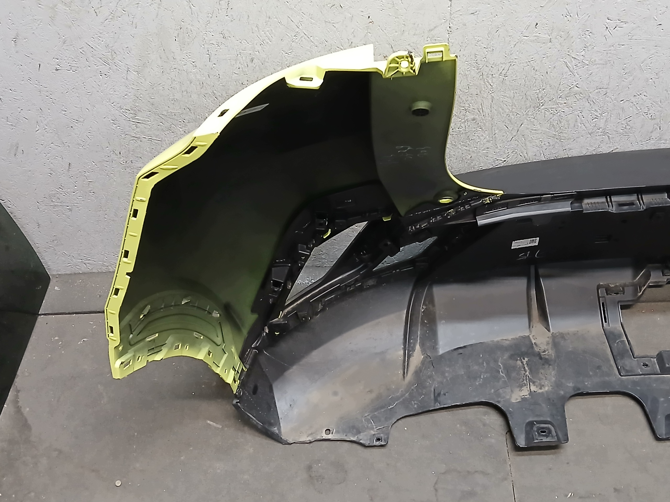branik stražnji dio BYD DOLPHIN