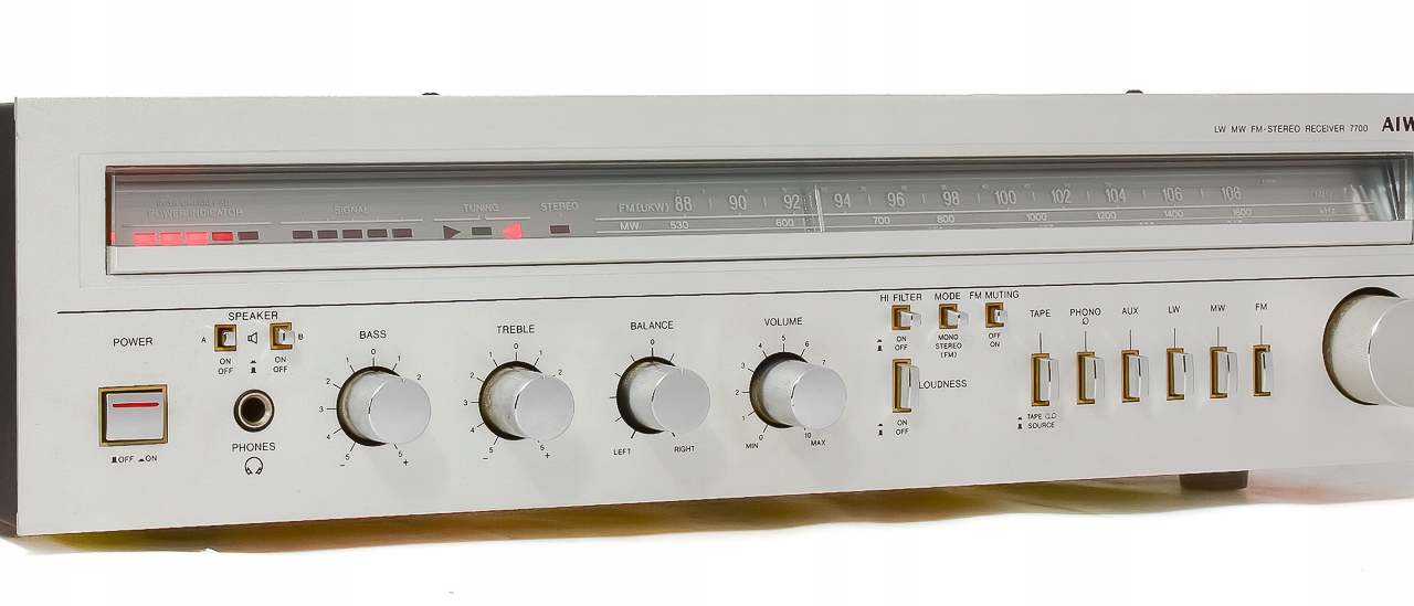 AIWA AX-7700 PIĘKNY AMPLITUNER STEREO VINTAGE Marka AIWA