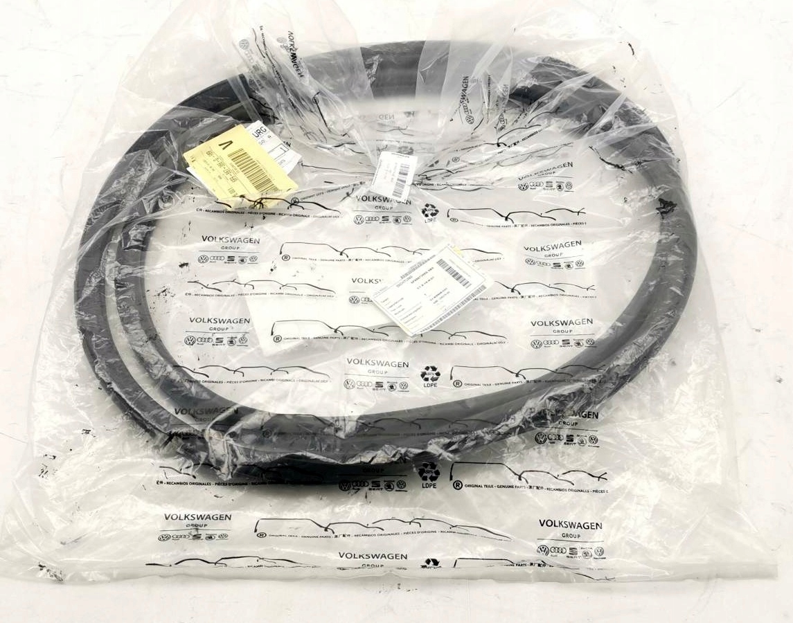 NOWA ORG USZCZELKA DRZWI SEAT ARONA 6F9867366G Typ samochodu Samochody osobowe