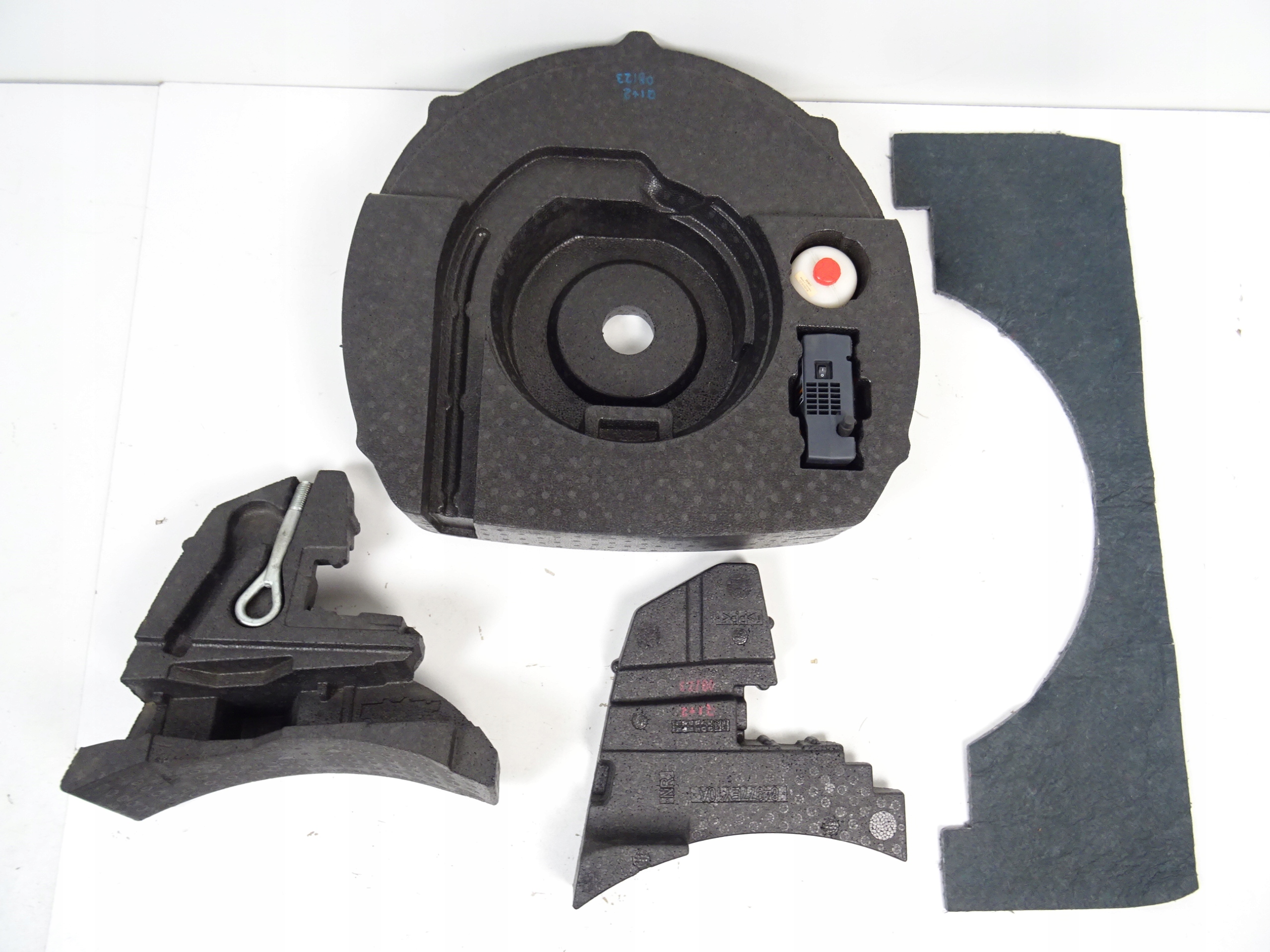 QASHQAI I J10 +2 STYROPIAN WKŁAD BAGAŻNIKA KOMPLETNY ZESTAW NAPRAWCZY HAK