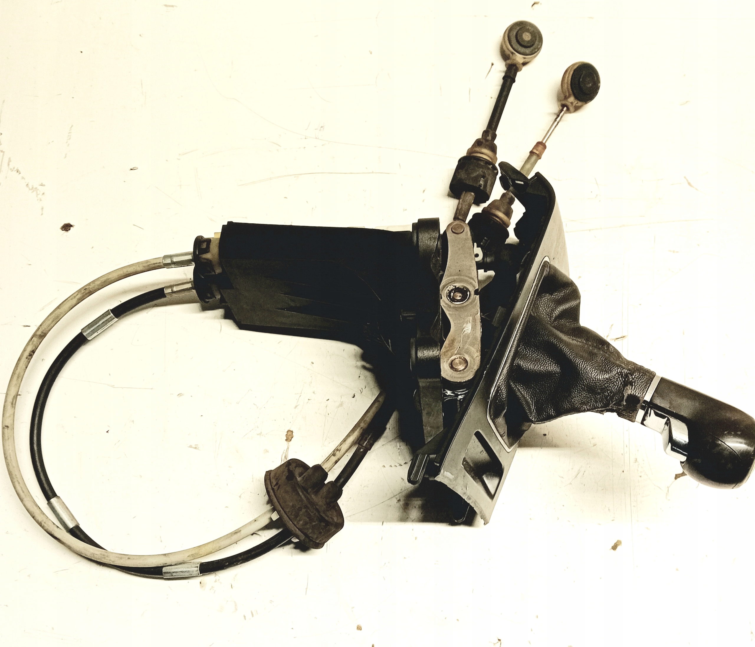 Levier de vitesse Câble Engrenage OPEL ZAFIRA B 55351948