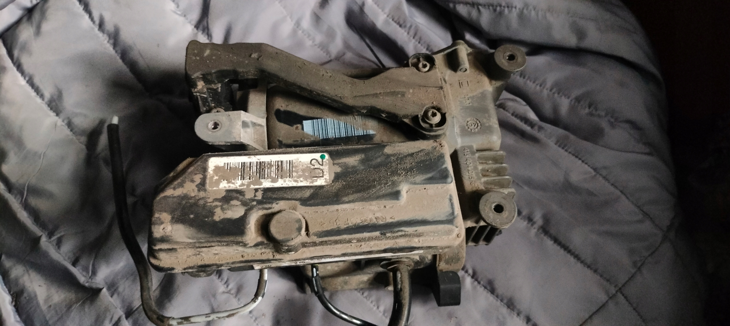 KOMPRESOR ZAWIESZENIA CITROE C4 PICASSO 9682022980 (19)