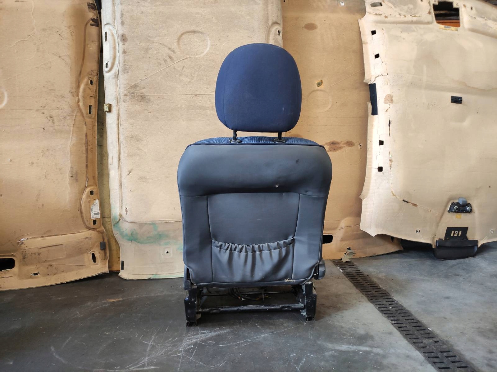 FOTELE KOMPLET LEWY PRAWY KANAPA BERLINGO PARTNER Version European