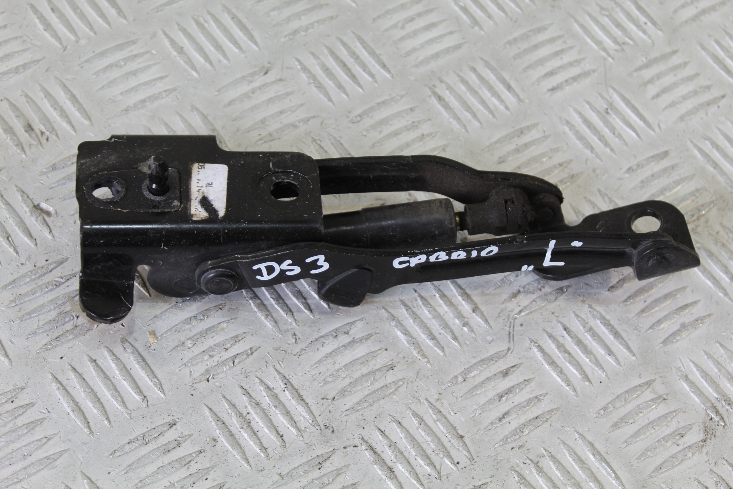 ПЕТЛЯ ЛЮКА ЛЕВАЯ CITROEN DS3 CABRIO