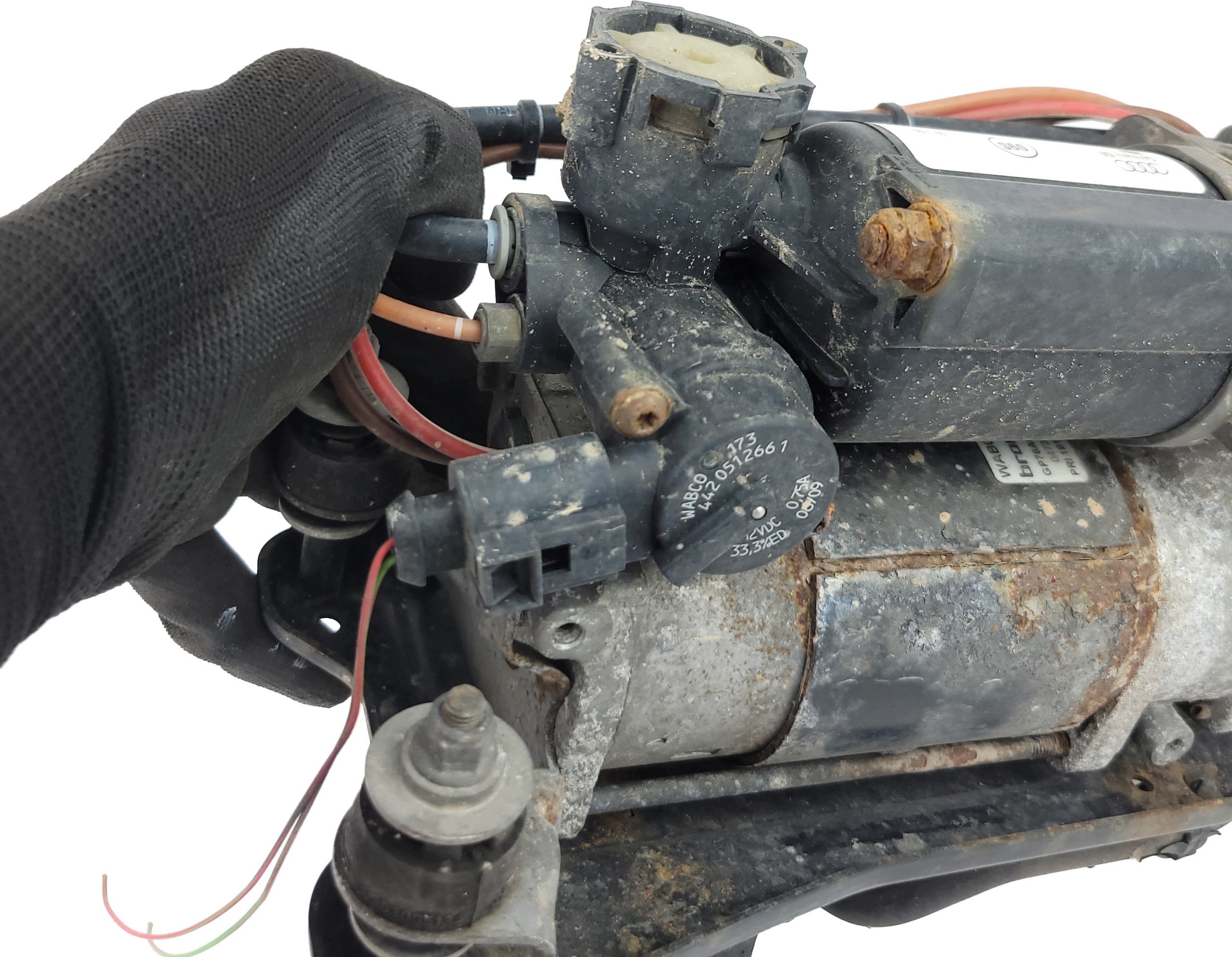 AUDI A6 C6 LIFT compressor; springing compressor air 4F0616005E USZKOD