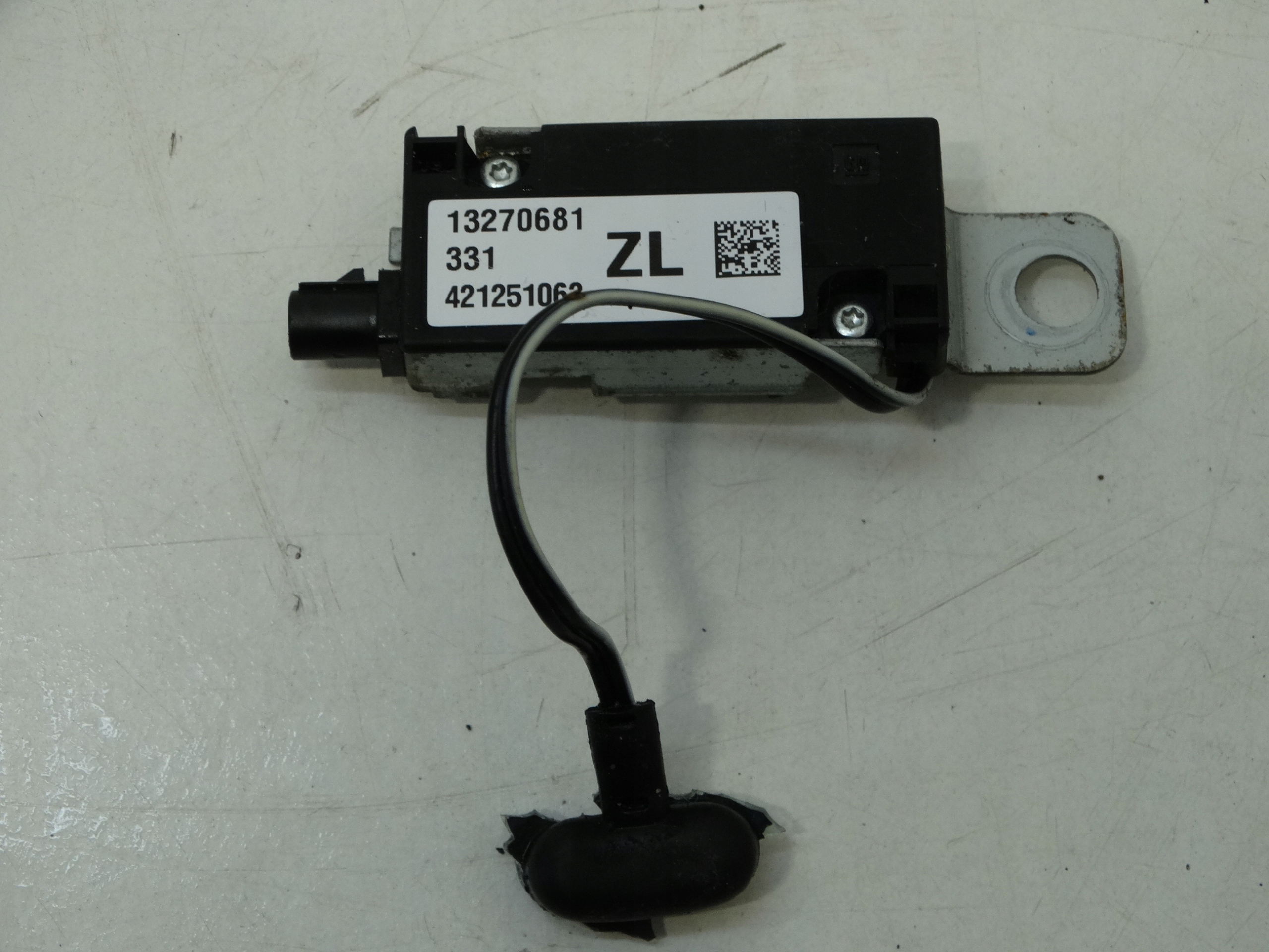 amplifier ANTENY OPEL INSIGNIA A 13270681 2008-2017R.