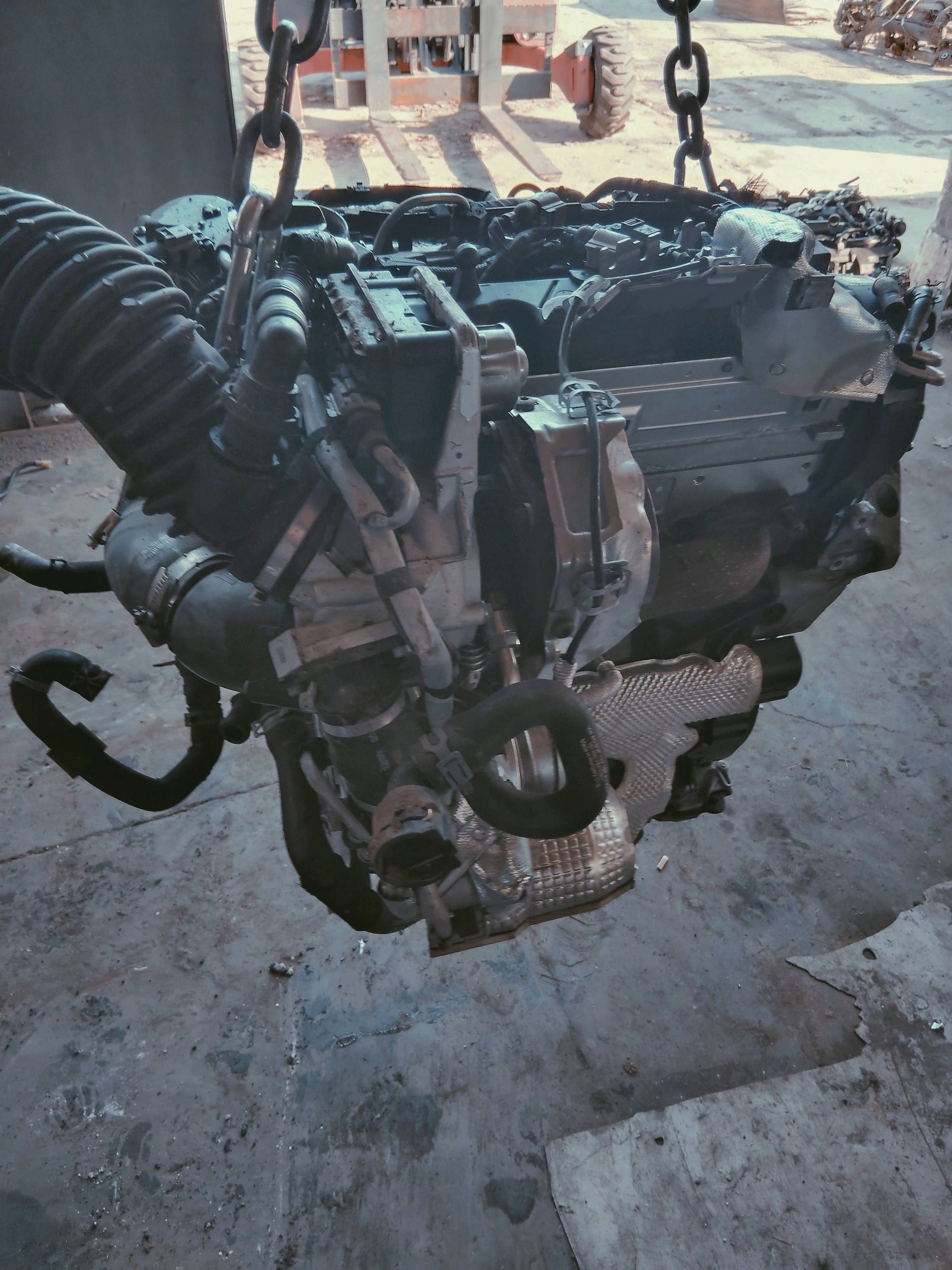 AUDI Q3 II 83A 2.0 TDI engine complete DEMONTAZ DTS