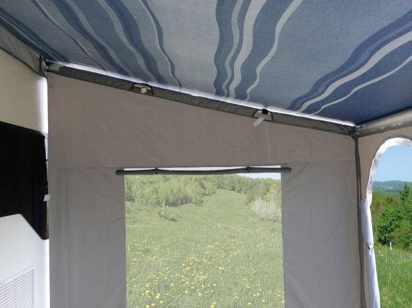 Zabudowa Ściany do rolety Caravanstore Bergen 440 Numer katalogowy części ETCT0163.0204