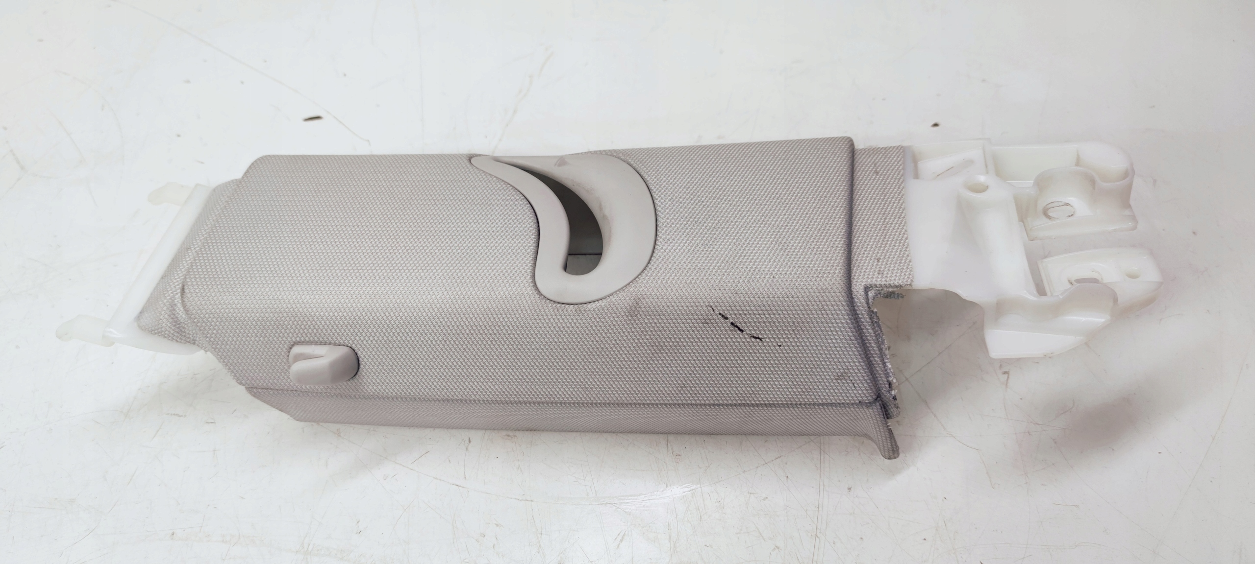 Blende Abdeckung SLUPKA B links AUDI A5 COUPE 8T0867243A