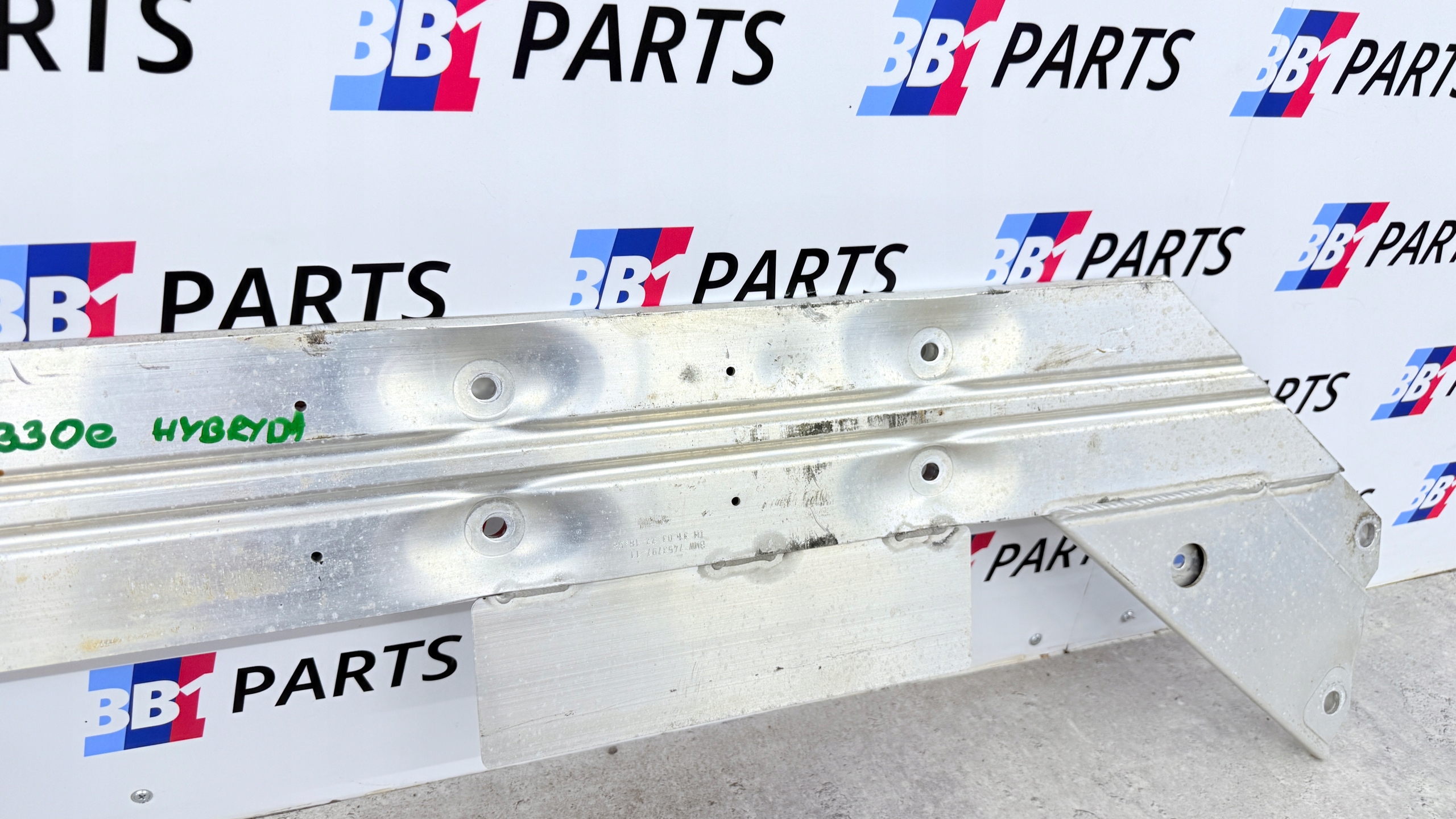 BMW G20 Console Support plaque Poignée TUNELU 330E HYBRYDA 7453797