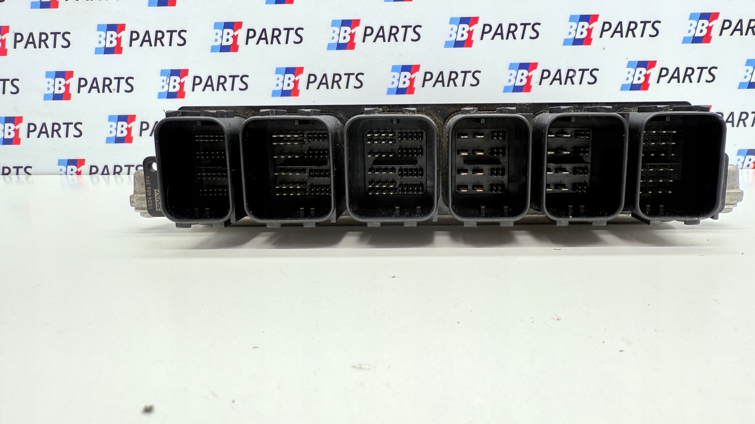 BMW G01 G02 G30 control unit computer of the engine B57D30A 265KM 30d 530d 8472586