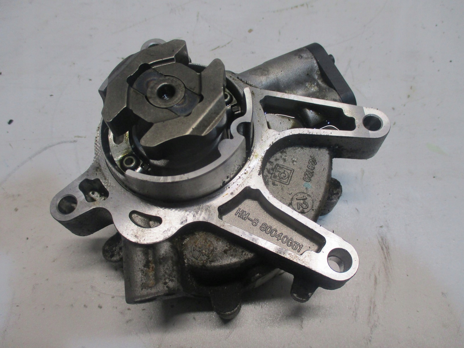 À VIDE À VIDE POMPE JEEP COMPASS 2,0D 16R 80040031