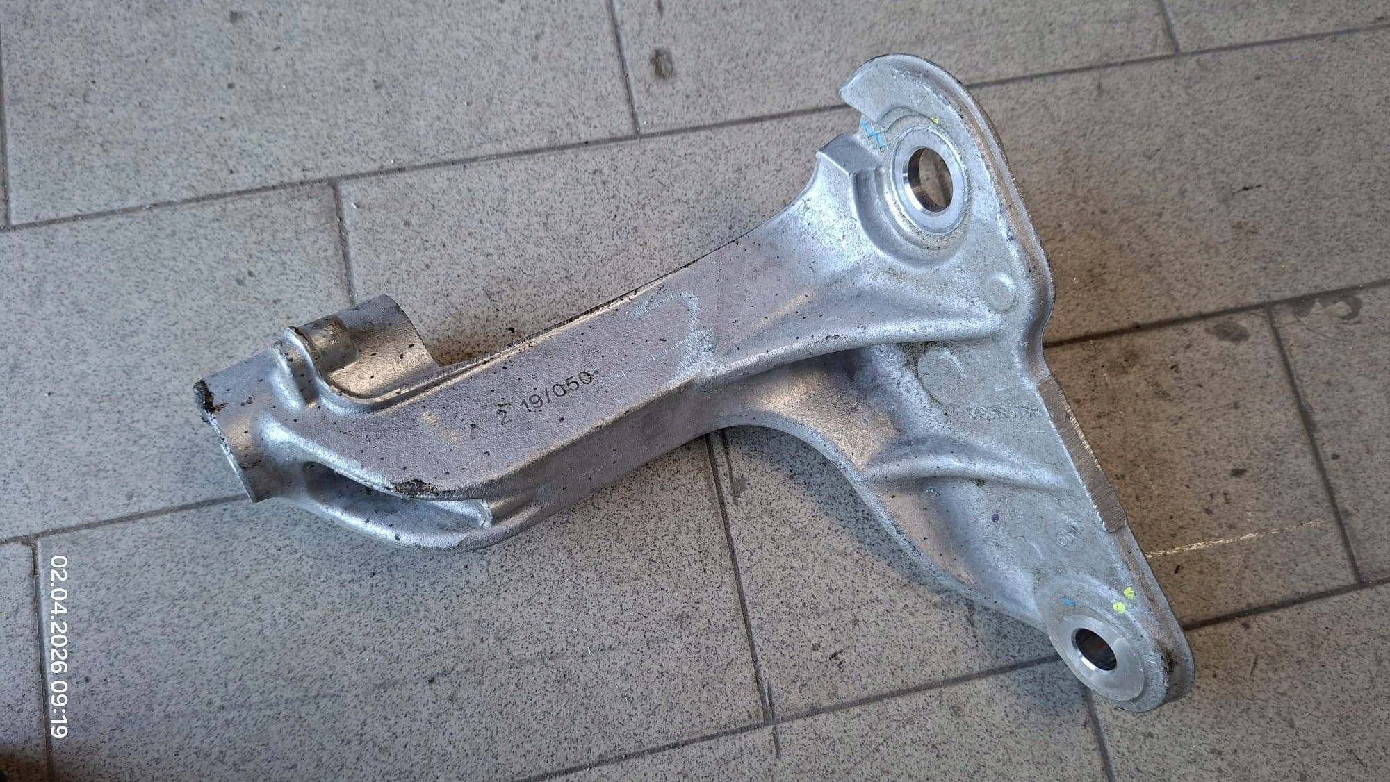 console holder wozka front side left Renault Clio V 548518613R