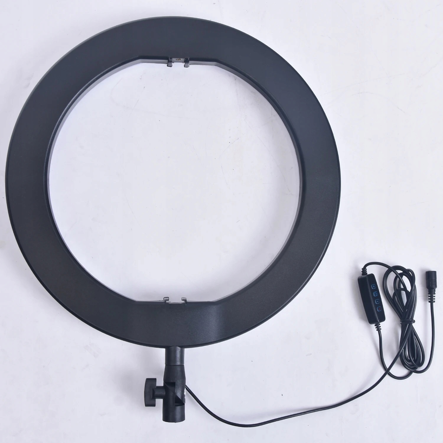 LAMPA PIERŚCIENIOWA LED RING ZE STATYWEM ZDJĘĆ FILMÓW SELFIE MAKIJAŻ 240W EAN (GTIN) 5906700041785
