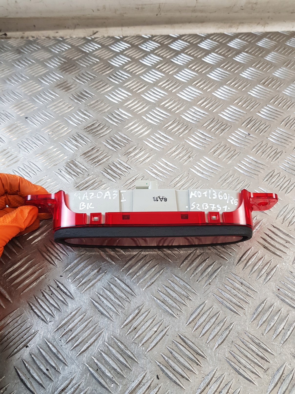 third brake light P3067 MAZDA 3 and sedan 05R