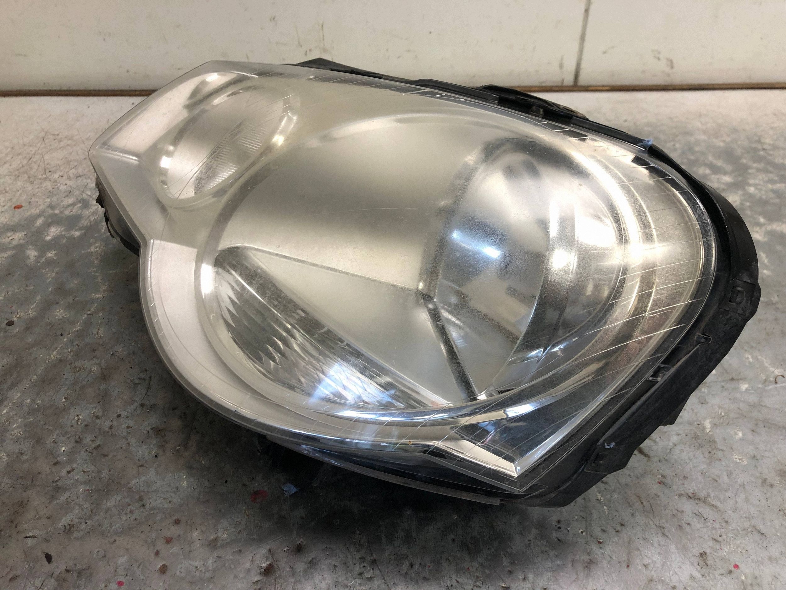 light left front VW POLO LIFT 6Q1941007AT