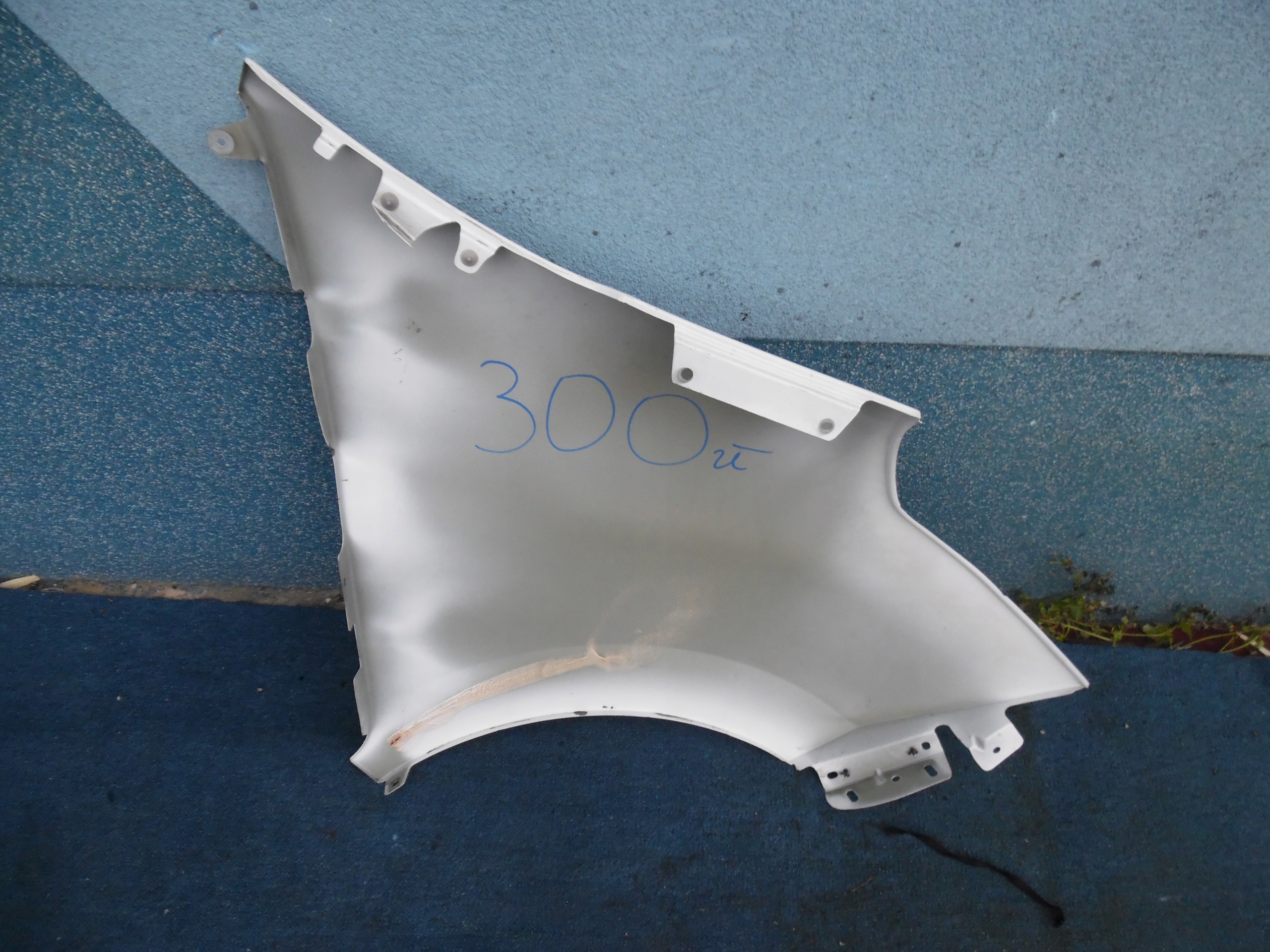 MASTER 3 MOVANO B 10- fender front left BIALY