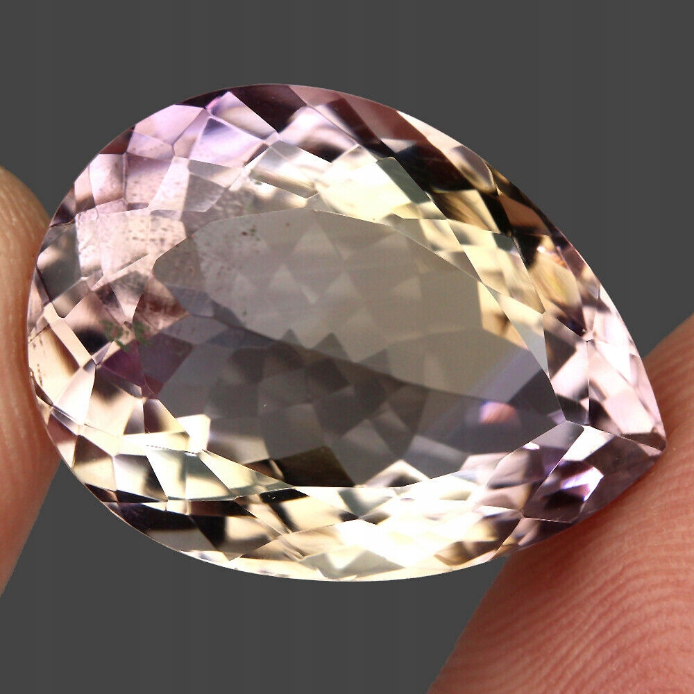 Přírodní kámen ametrin 21.63ct If dvoubarevný