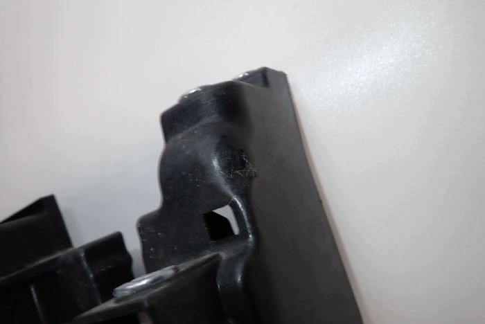 VW TAYRON 24- support panel for radiators front