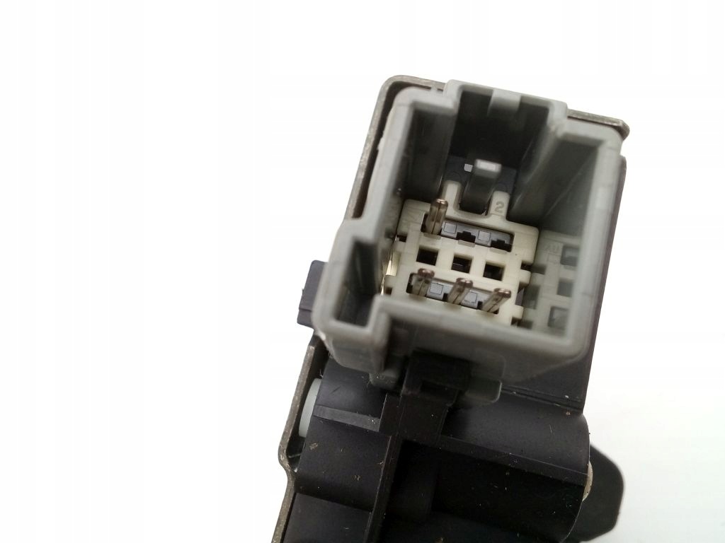 Volvo XC90 and lock bonnet rear part 4 PIN