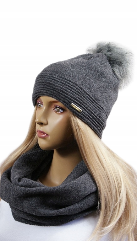 

Komplet Czapka + Komin Szal pompon Polar # 07
