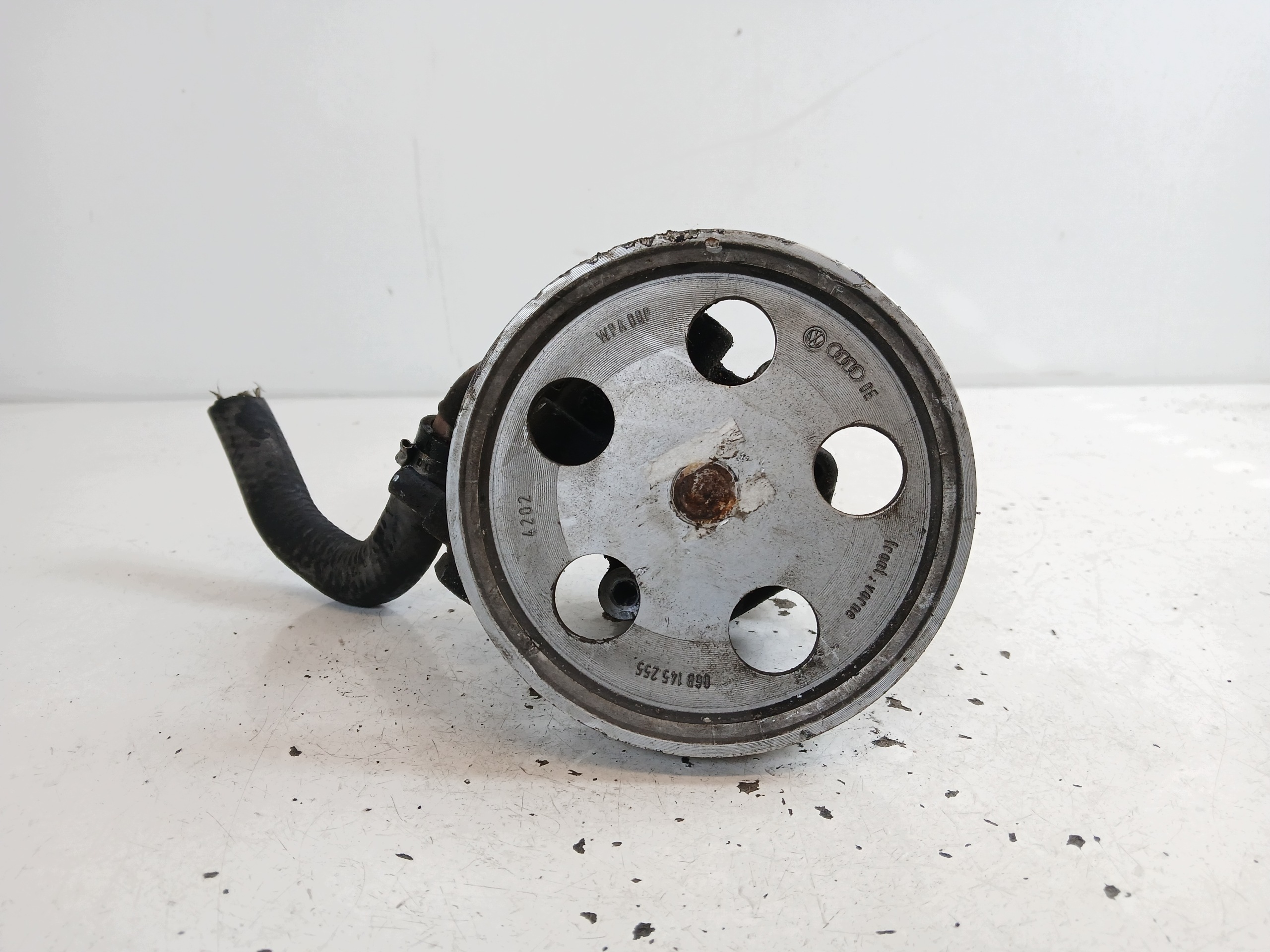 AUDI A4 B6 B7 1.8 T pompa servosterzo 8E0145153 110 BAR