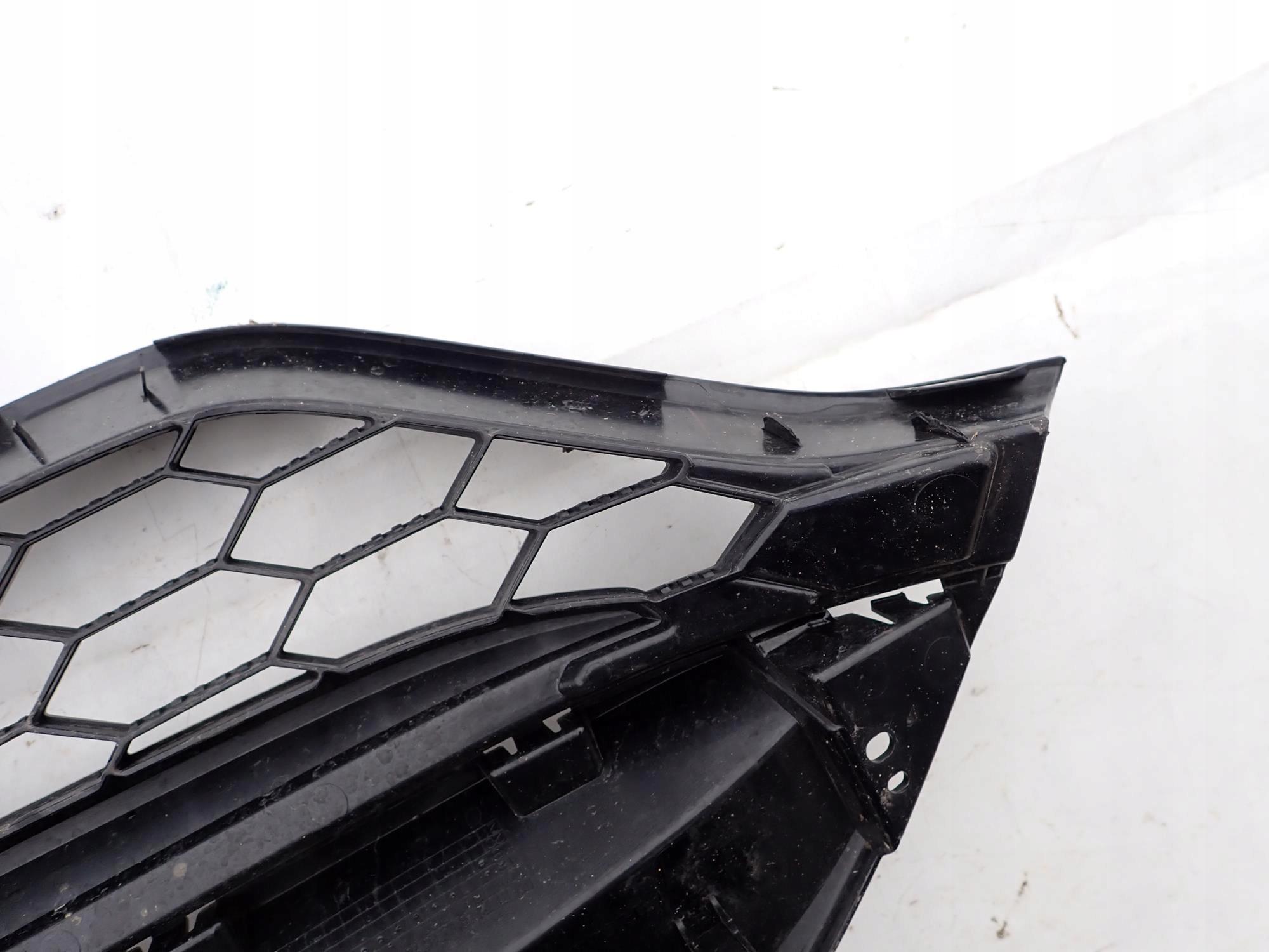 HONDA CR-V V 5 LIFT 19-23 Grill Grill