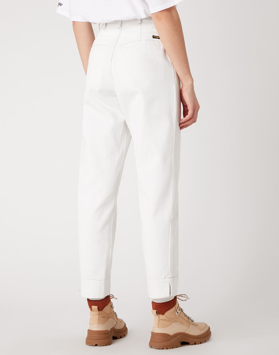 

Wrangler Mom Chino Relaxed Jeans Boyfriend W28 L32